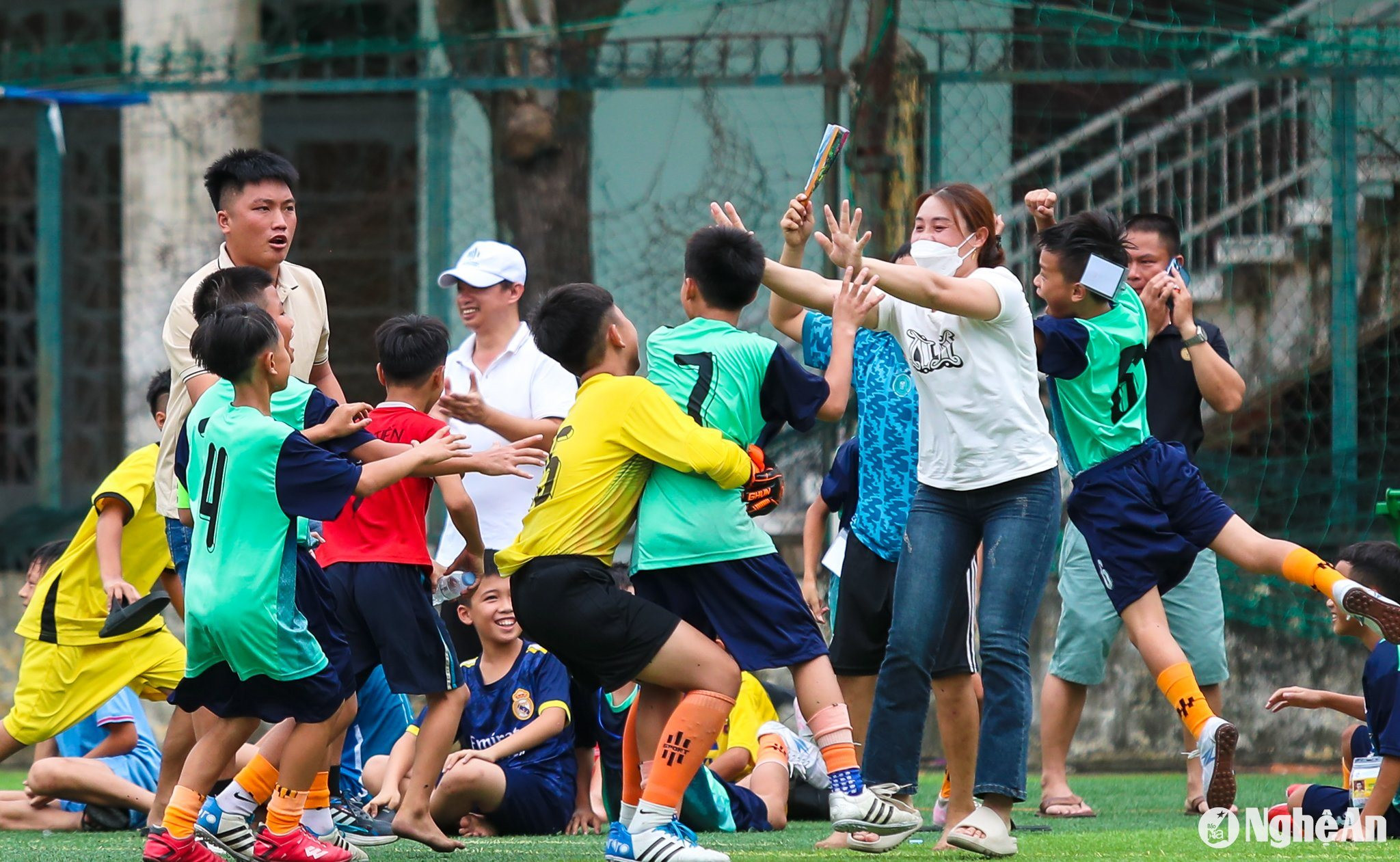 Thiếu niên thành phố Vinh vs Thiếu niên Nghi Lộc (9)