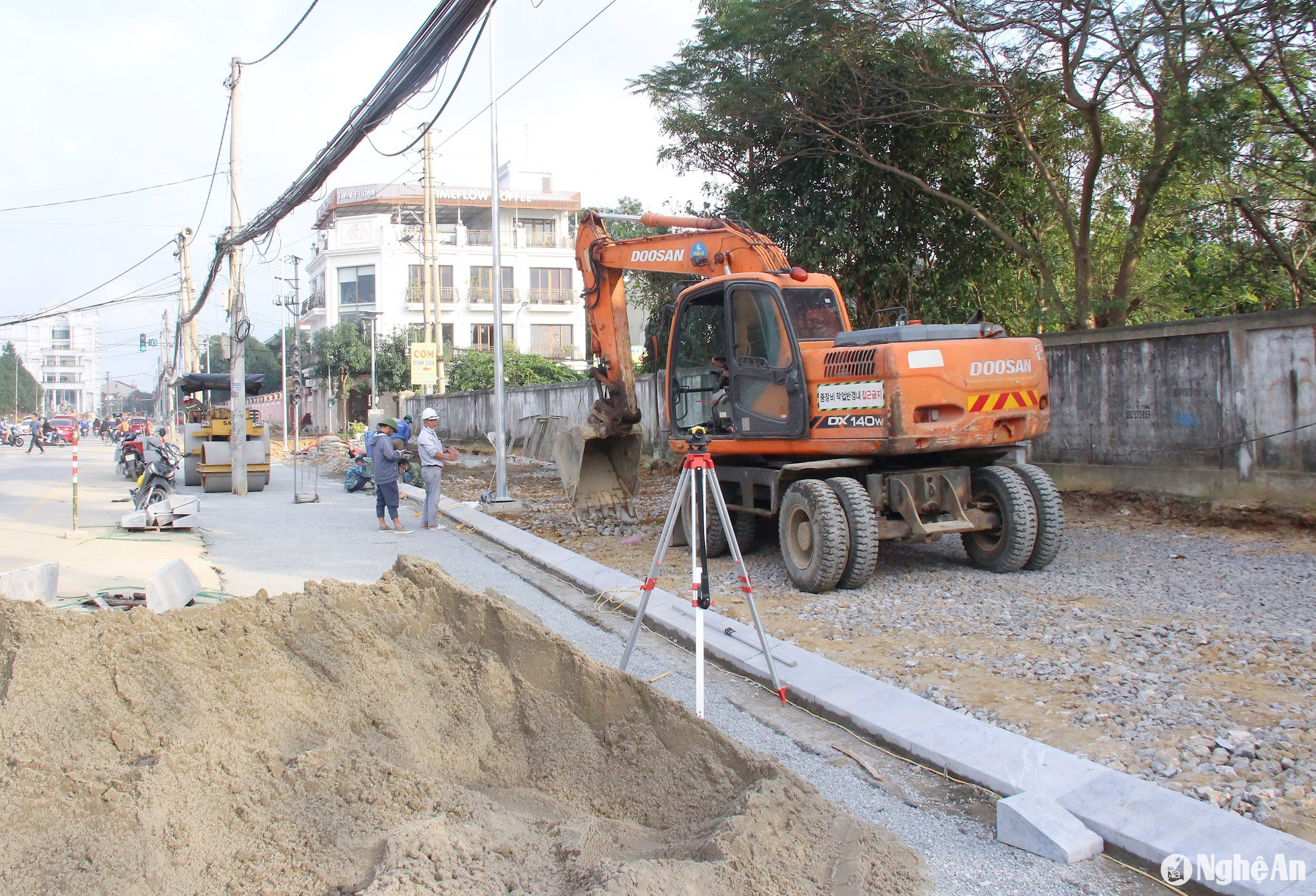  Thành phố Vinh tập trung huy động các nguồn lực đầu tư phát triển hạ tầng đô thị. Ảnh- Mai Hoa