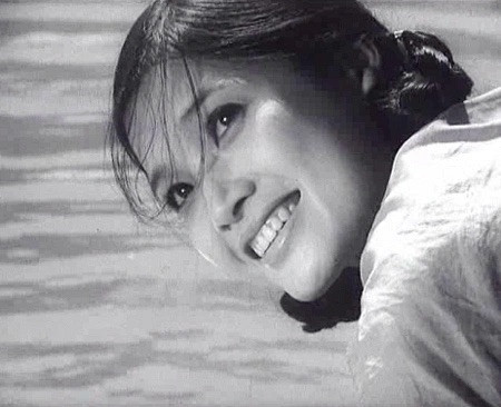 Lê Vân từng góp mặt trong nhiều bộ phim nổi tiếng, kinh điển của màn ảnh Việt. Ảnh: Cắt từ phim