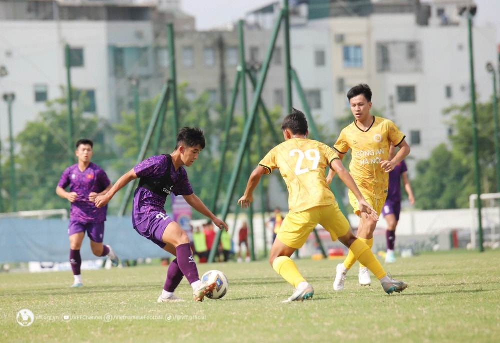 u19-viet-nam-1-2669.jpg