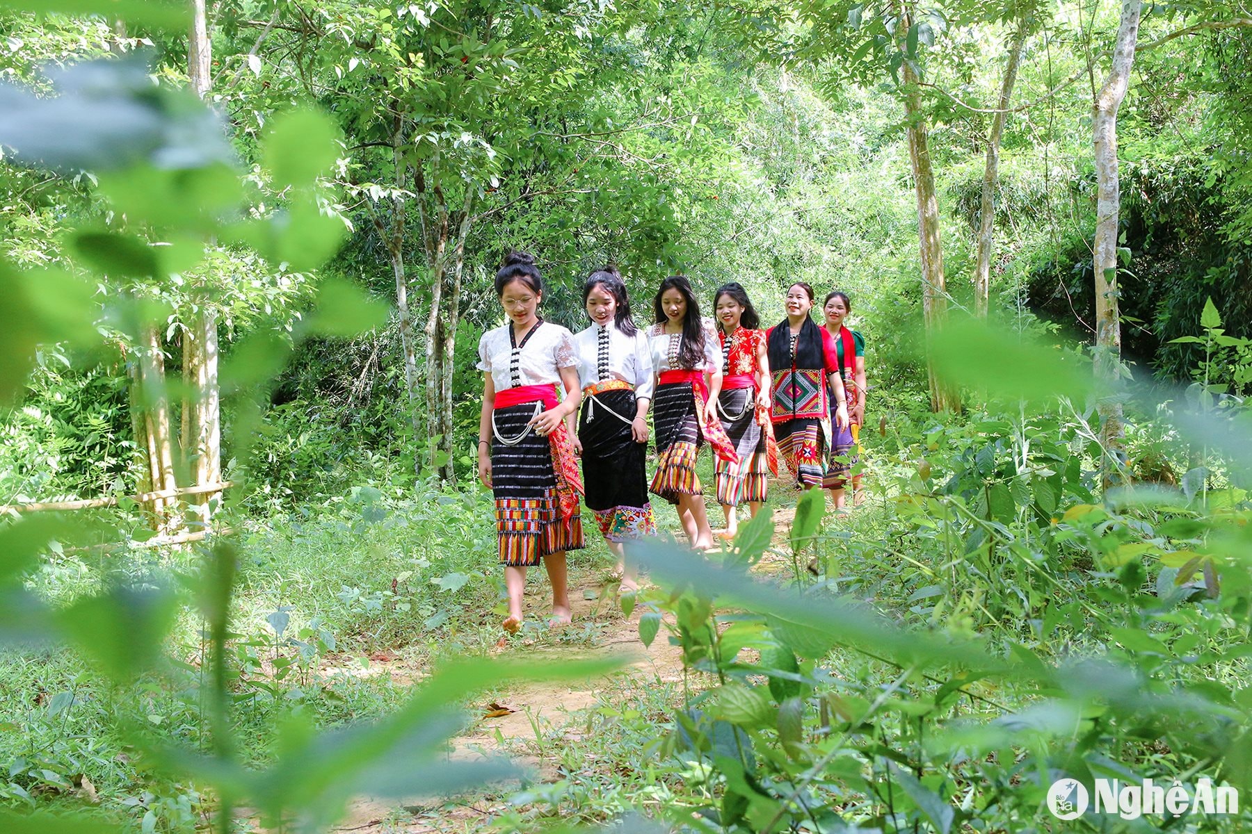 Văng Thằm 2