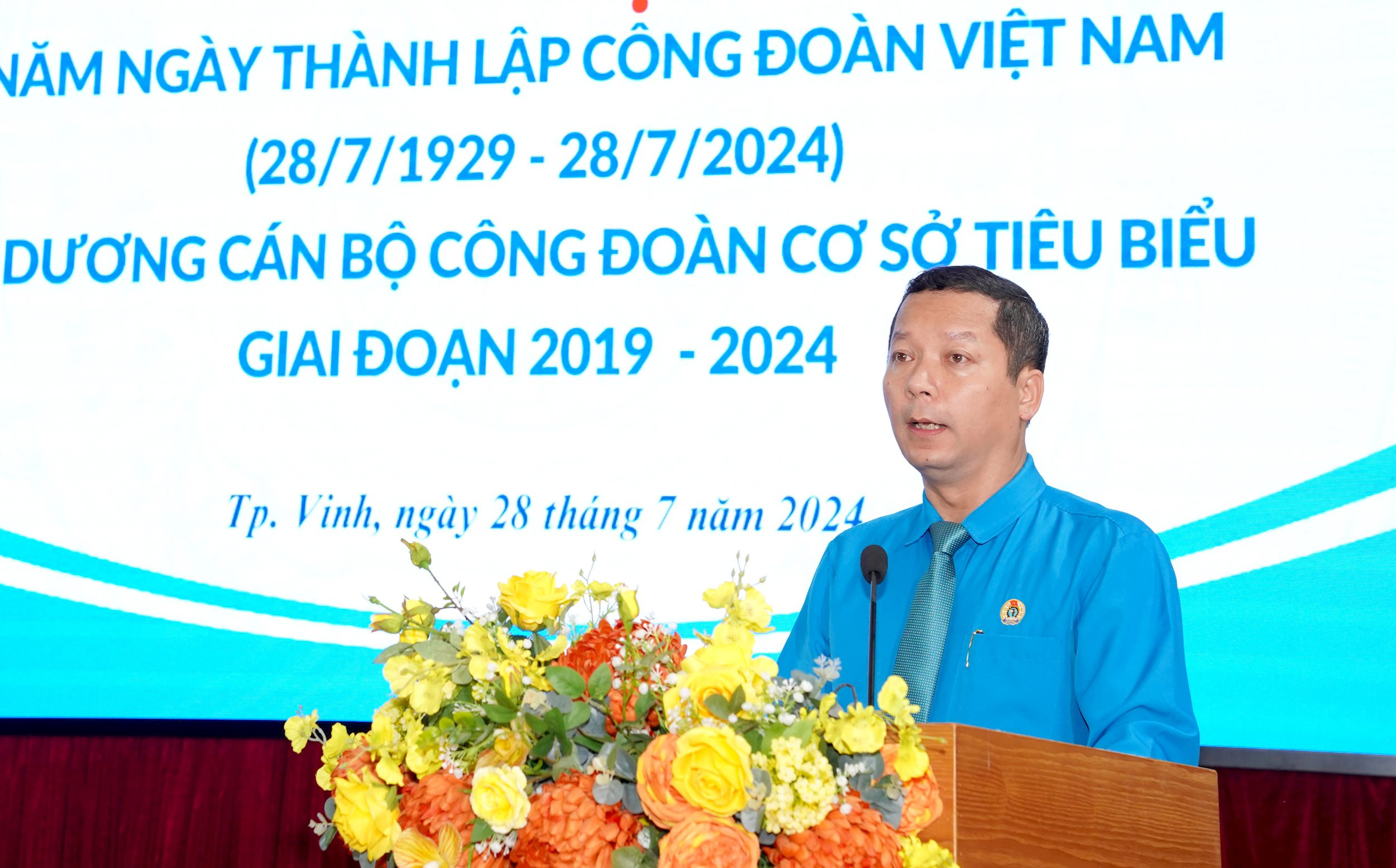 liên đoàn lao động tp Vinh 95 năm Ảnh Diệp Thanhg00010