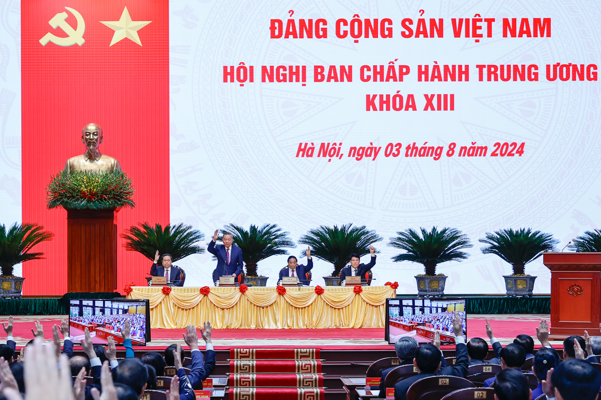 Khai mạc Hội nghị Ban Chấp hành Trung ương khóa XIII- Ảnh 4.