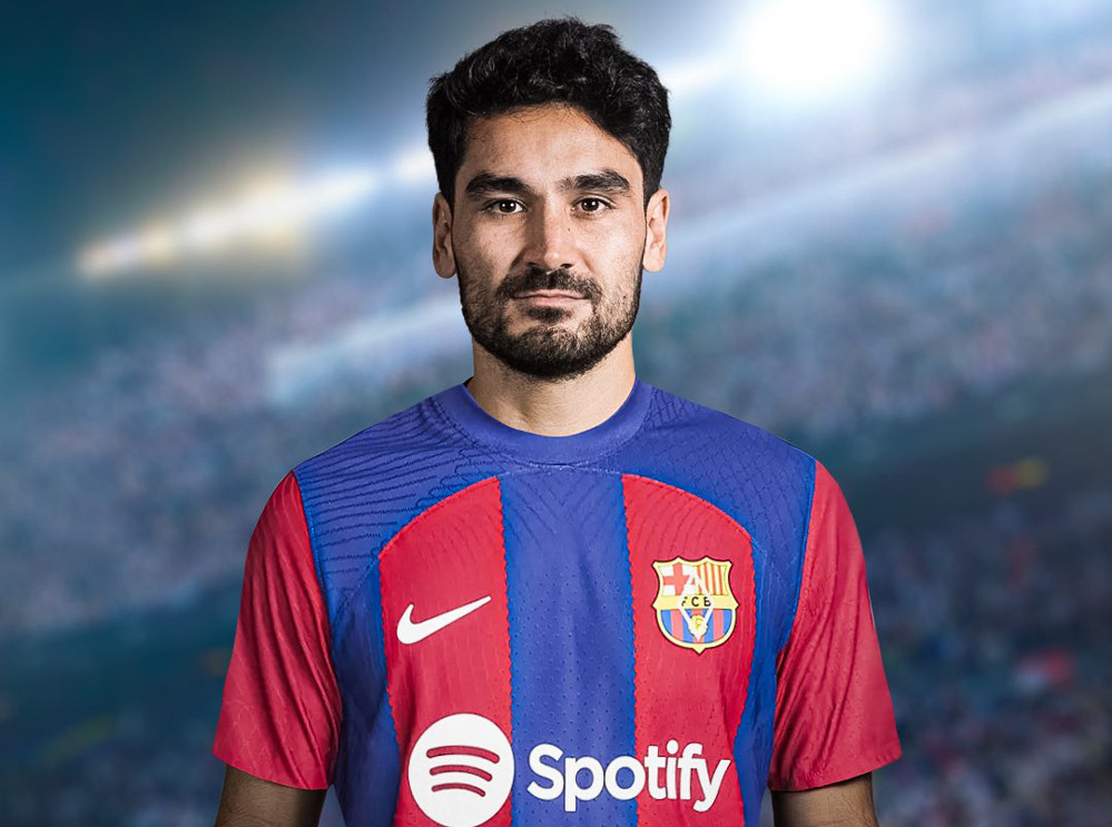 Vì sao Gundogan từ chối mọi giao kèo để ở lại Barcelona?