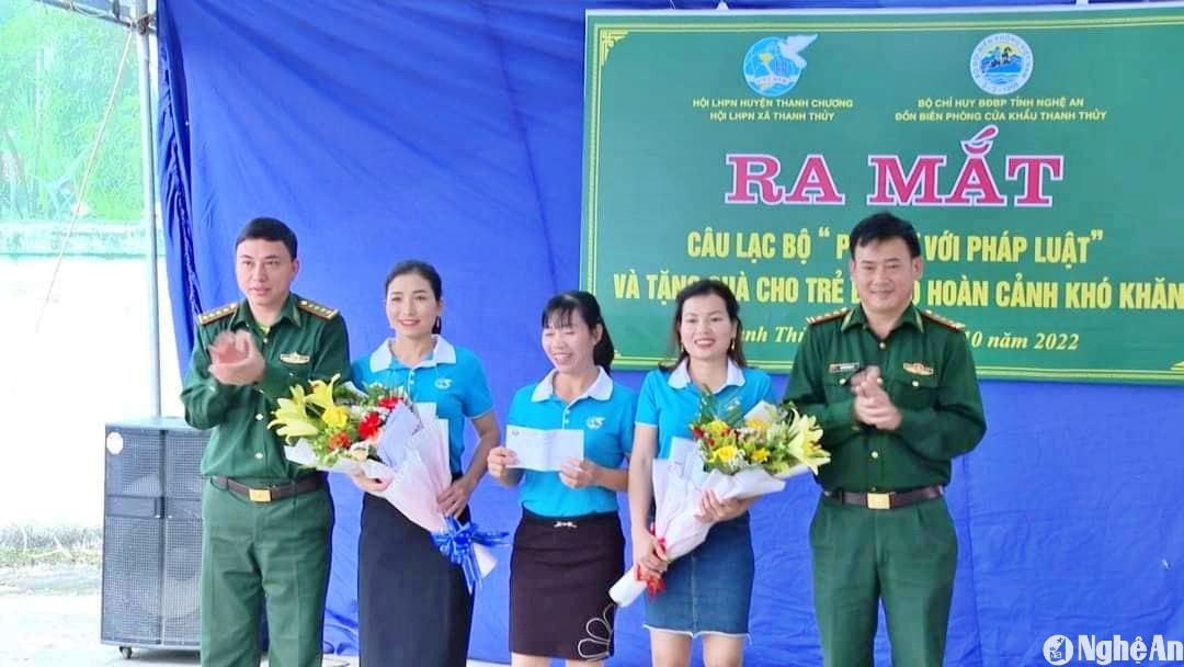 ura-mat-clb-22phu-nu-voi-phap-luat-22-o-thon-thuy-son-xa-thanh-thuy.-anh-ngoc-tu(1).jpg