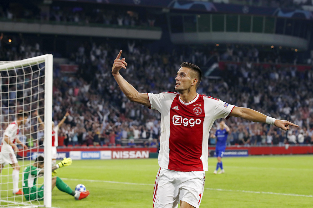 Ajax take one step into Champions League with Dynamo Kyiv win - DutchNews.nl