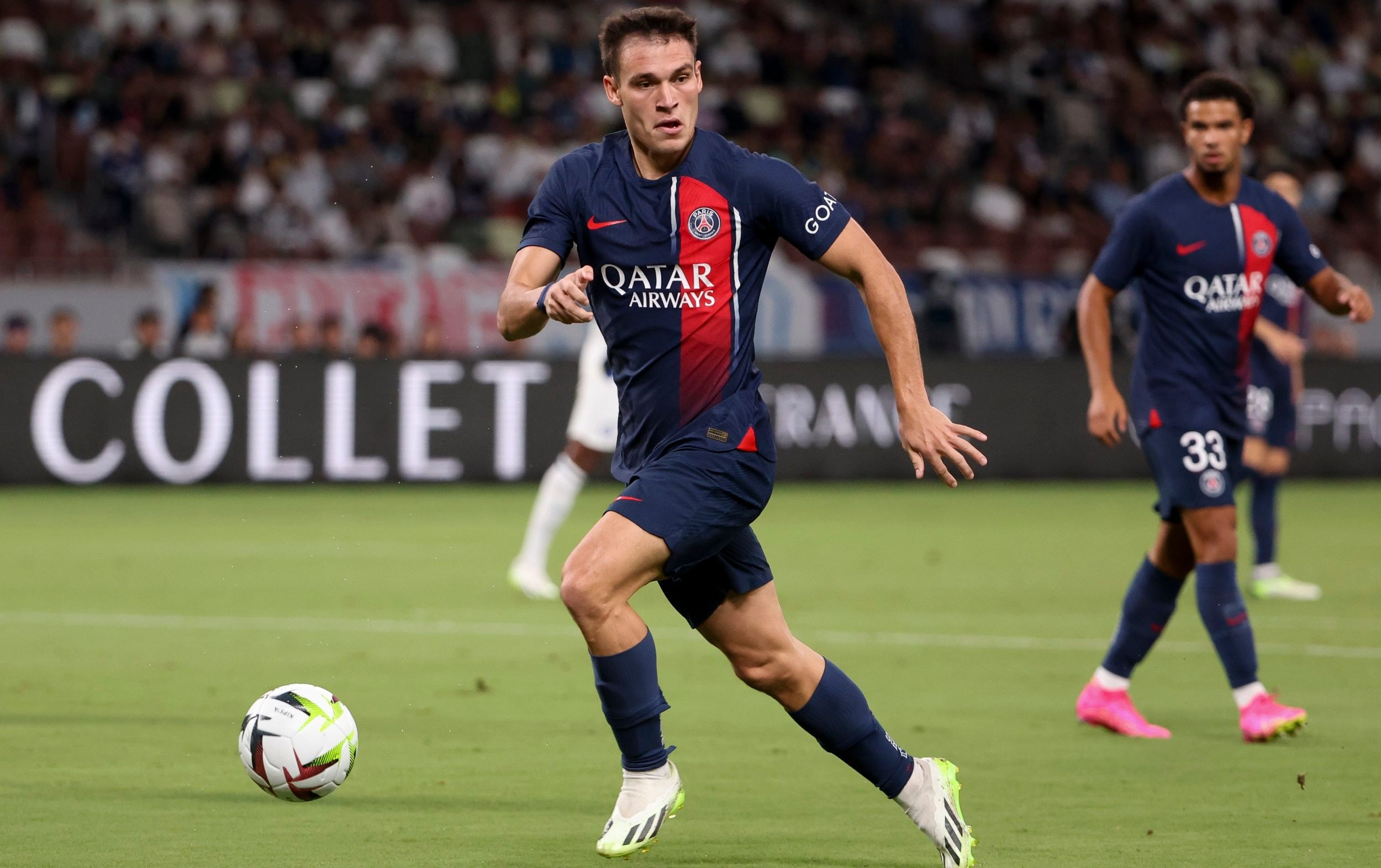 Manuel Ugarte to join Manchester United from PSG in move worth more than £50m