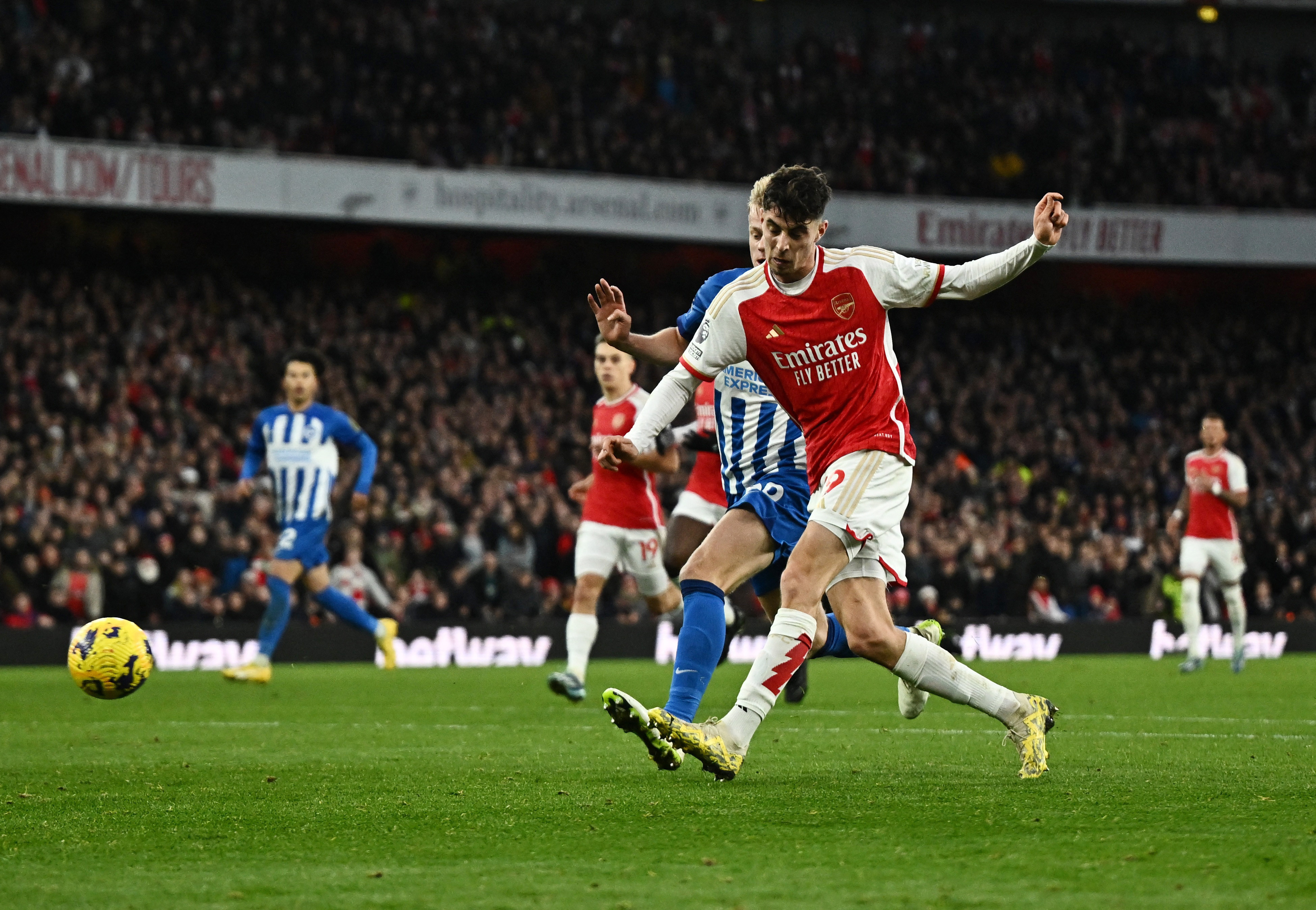 Arsenal move top of Premier League with 2-0 win over Brighton | Reuters