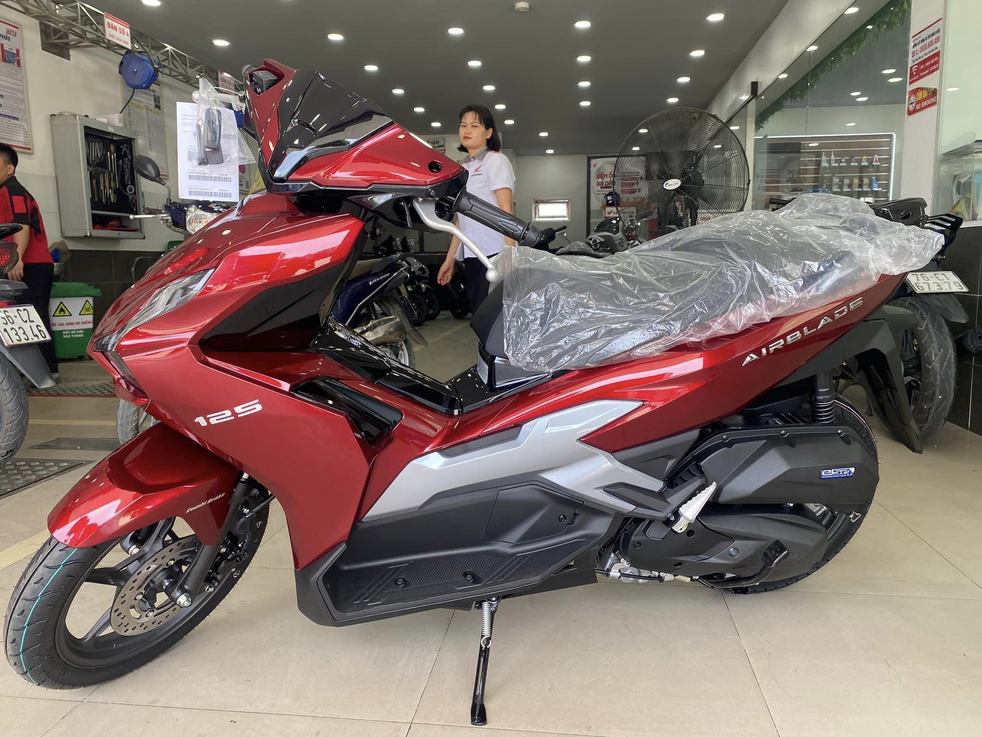 Xe Máy Honda Air Blade 160cc 2025 - Phiên Bản Thể Thao - hoangvietmotors