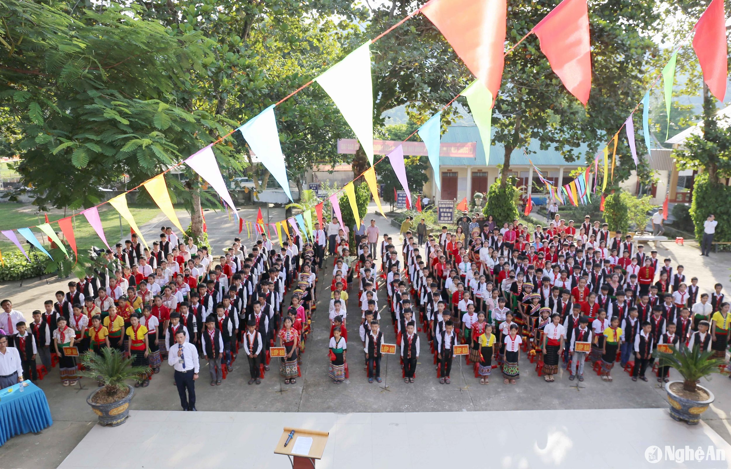 khai giảng Châu Thành