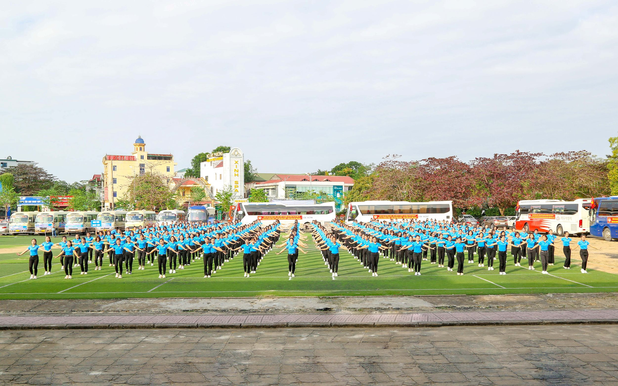 ngày hội công nhân Ảnh Đình Tuyên00003