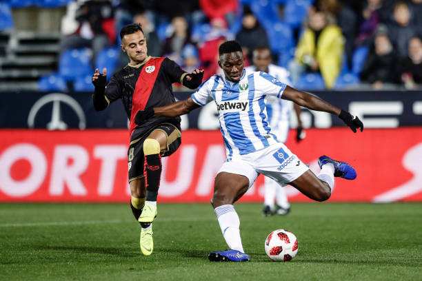 Omeruo shines in defence as Leganes thump Real Betis 3-0 - Latest Sports News In Nigeria