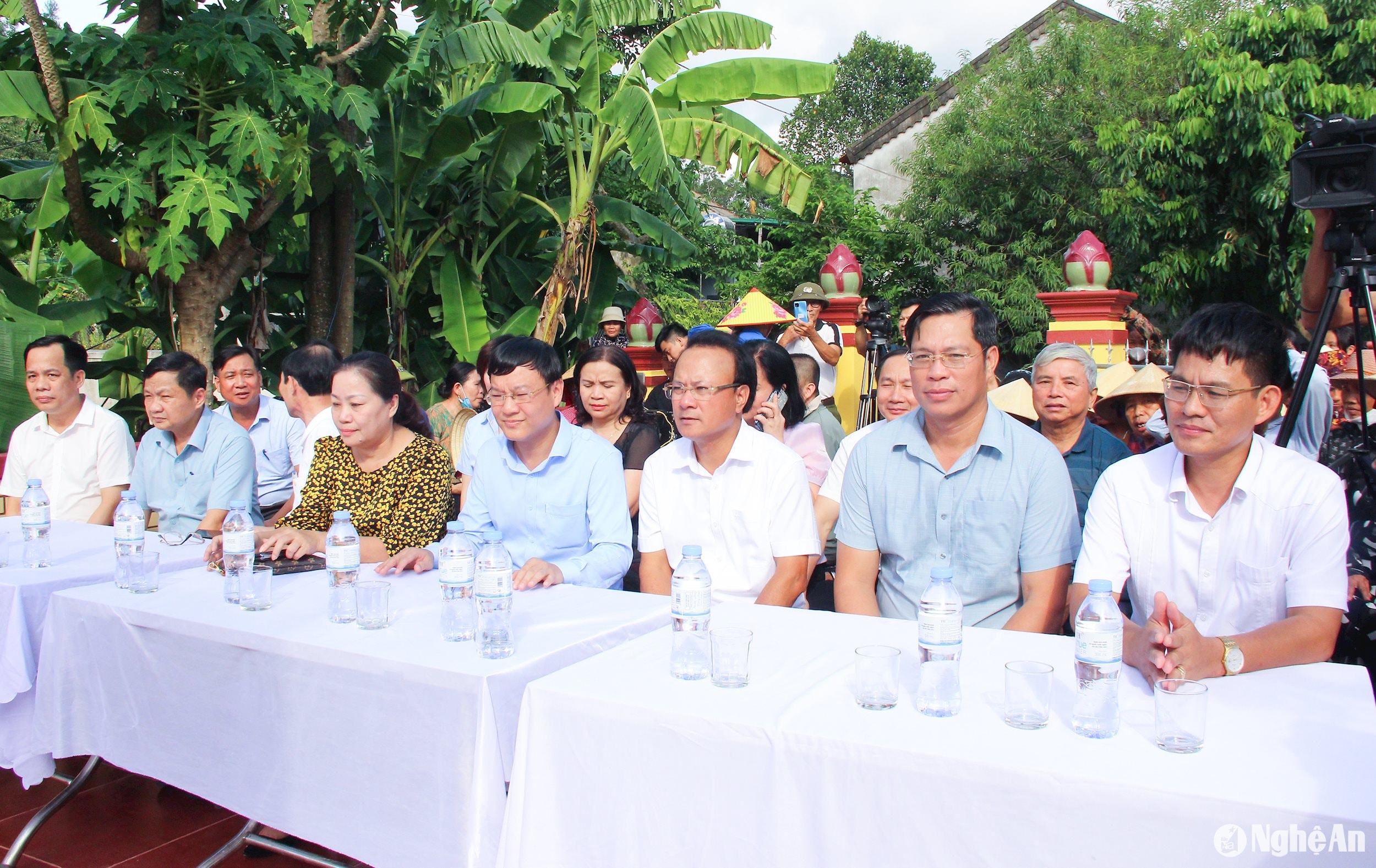  Các đại biểu tham dự lễ khánh thành. Ảnh Mai Hoa