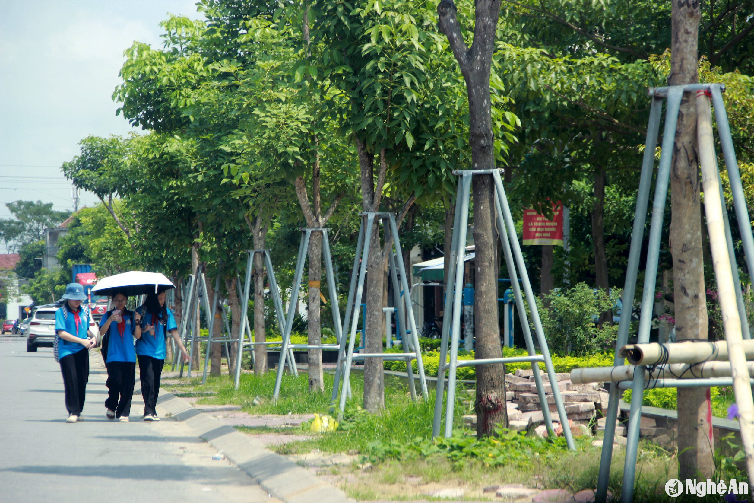 chống 2