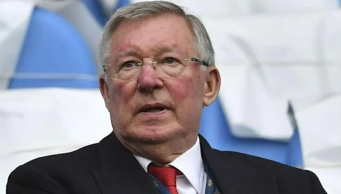 Sir Alex Ferguson thừa nhận vẫn nhớ công việc ở Man Utd sau 11 năm nghỉ hưu.