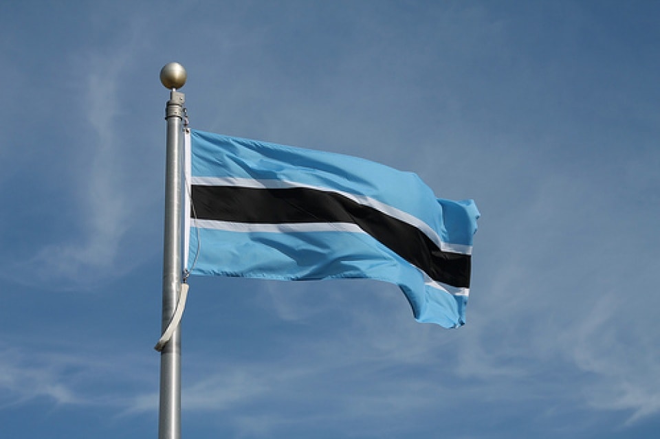 221539_botswana-flag.jpg