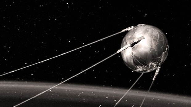 04101957-sputnik-launched-1727941451.jpg