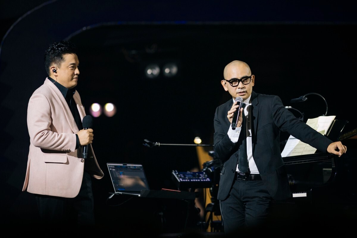 Lam Trường là khách mời bí mật trong live concert 