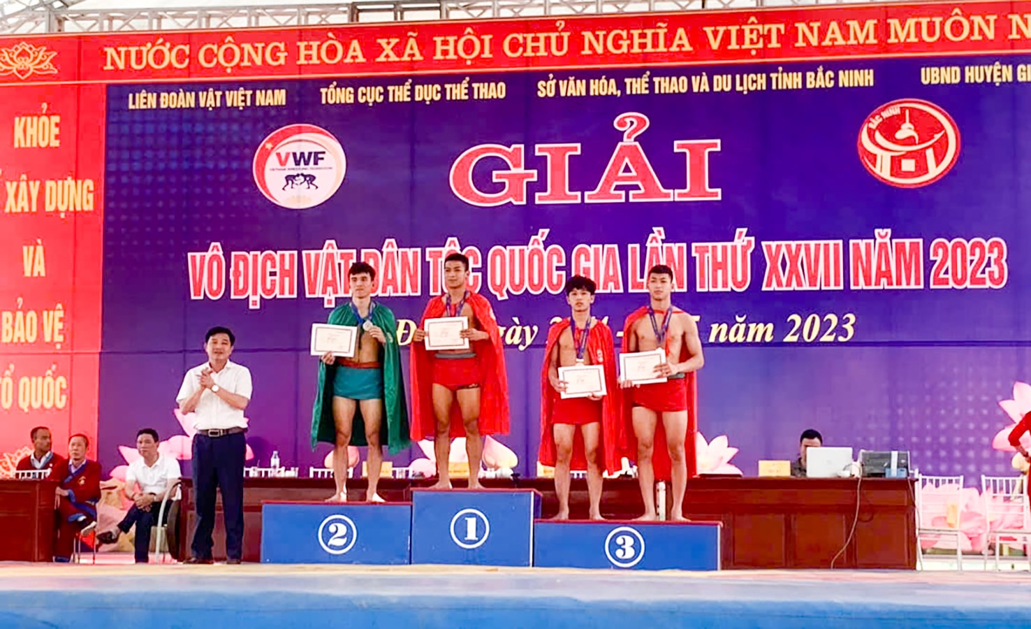 Nguyễn Kim Bảo giành Huy chương Vàng tại Giải vô địch vật dân tộc quốc gia năm 2023