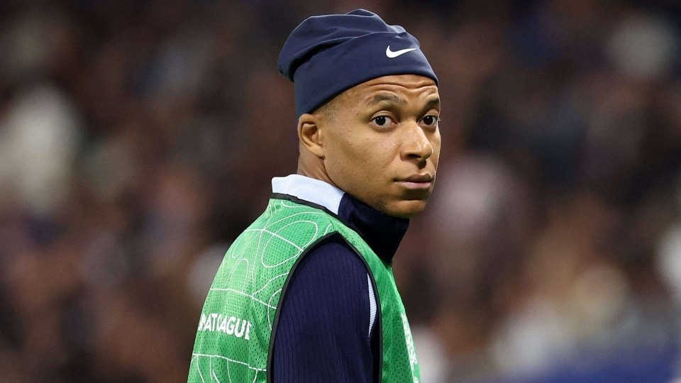 Mbappe không còn được lòng người hâm mộ tuyển Pháp.