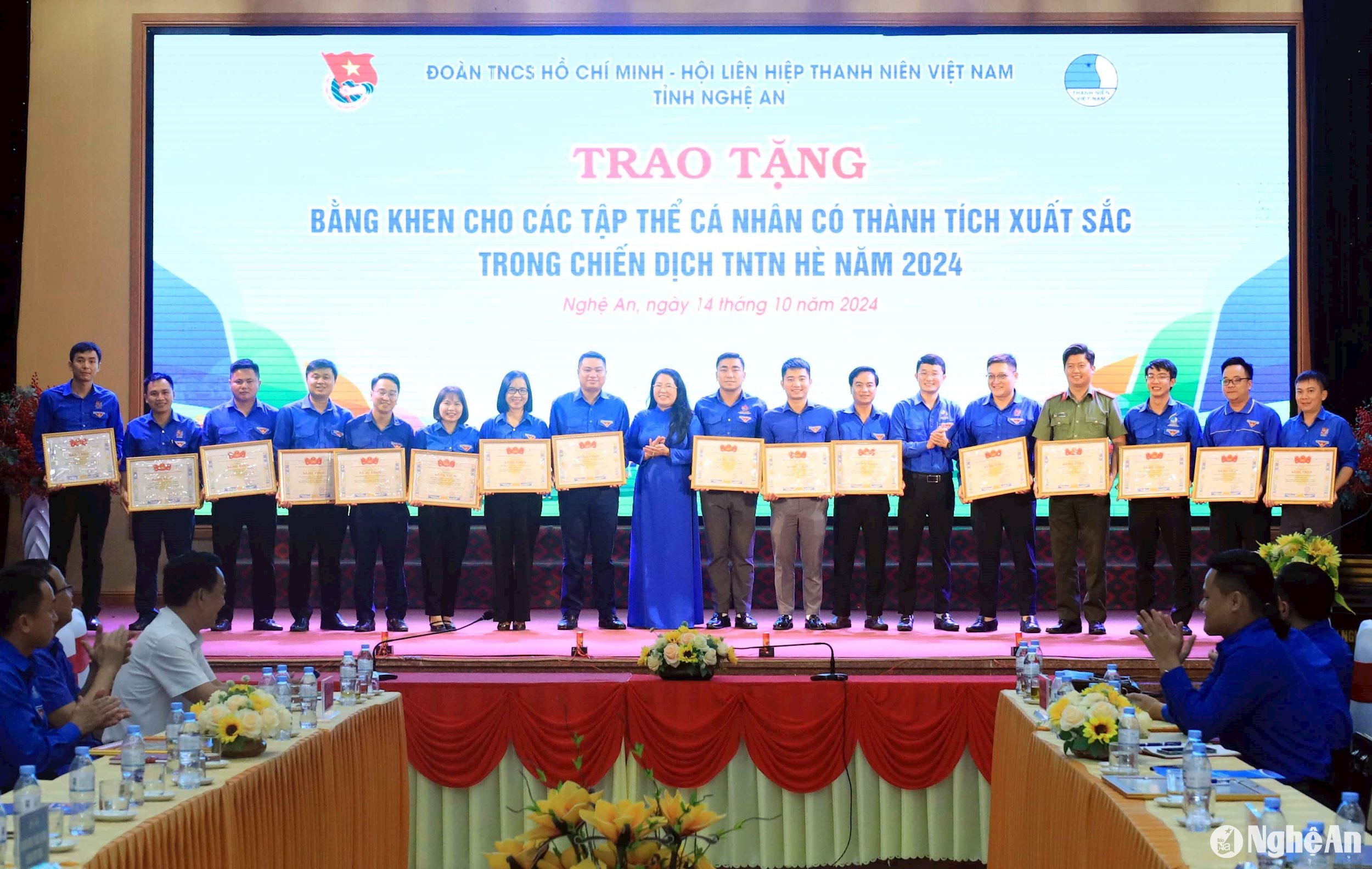 bằng khen bch đoàn