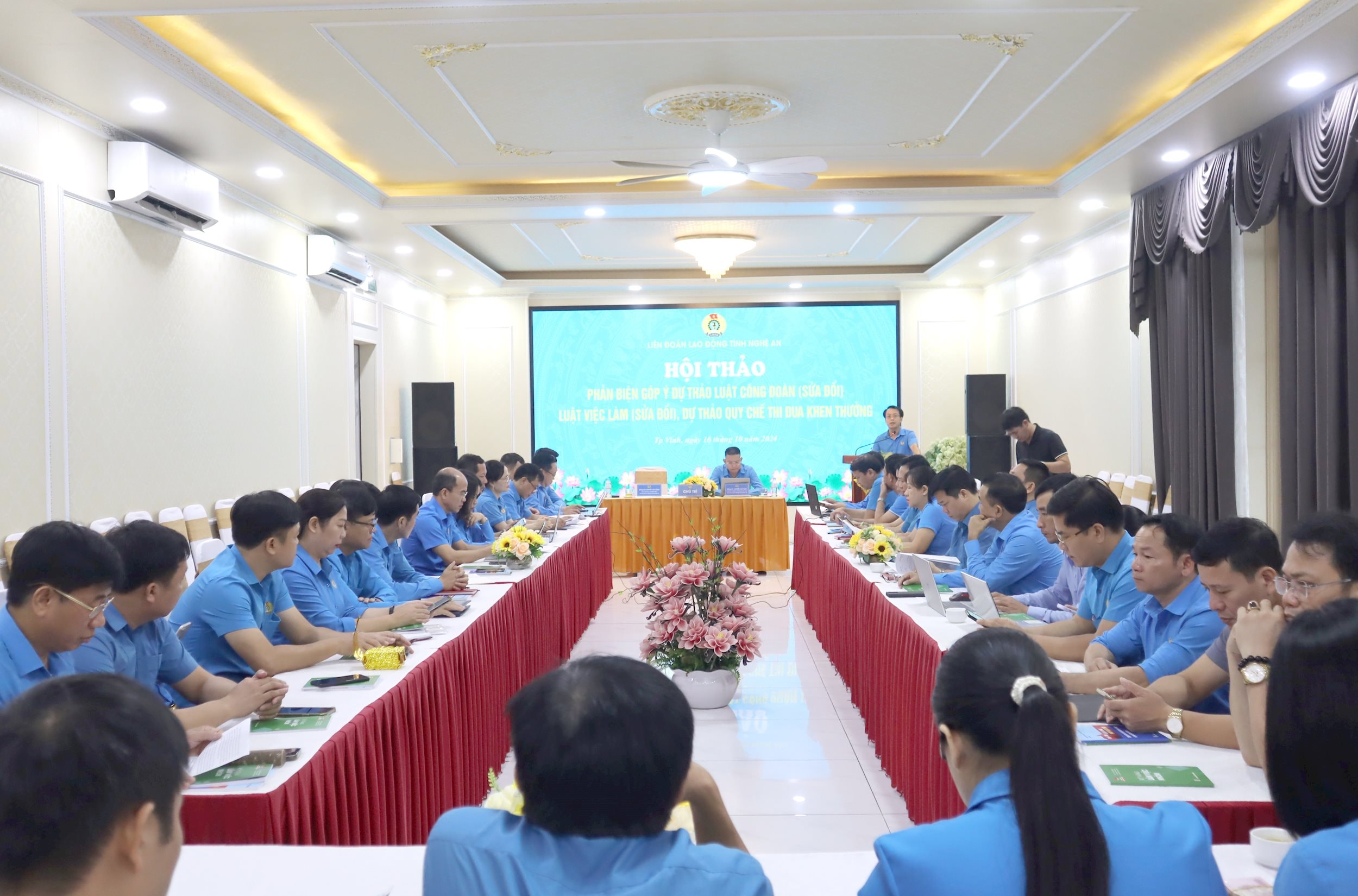 hội thảo góp ý luật công đoàn Ảnh Diệp Thanh00003