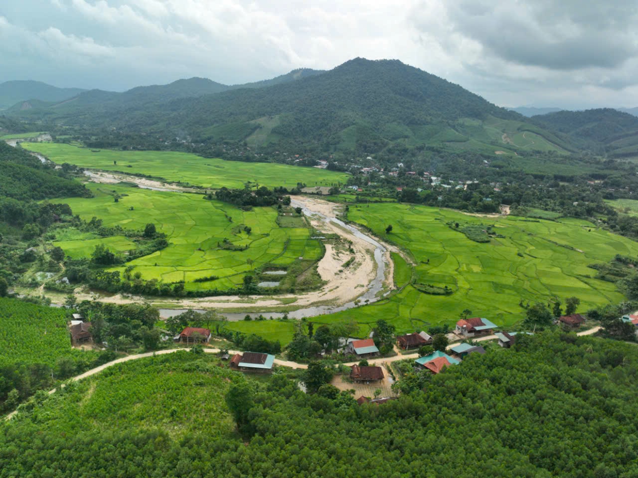 Xã Châu Phong nhìn từ trên cao.