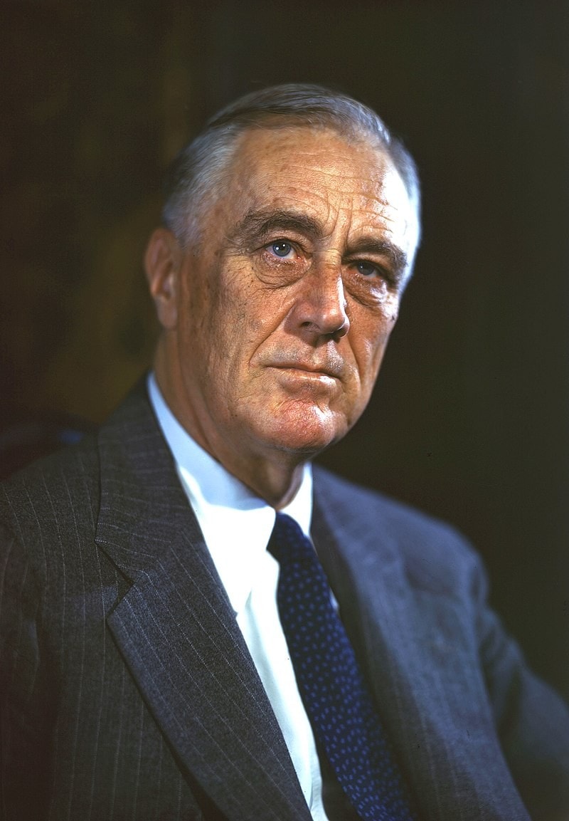 fdr-1944-color-portrait-1730904088.jpg