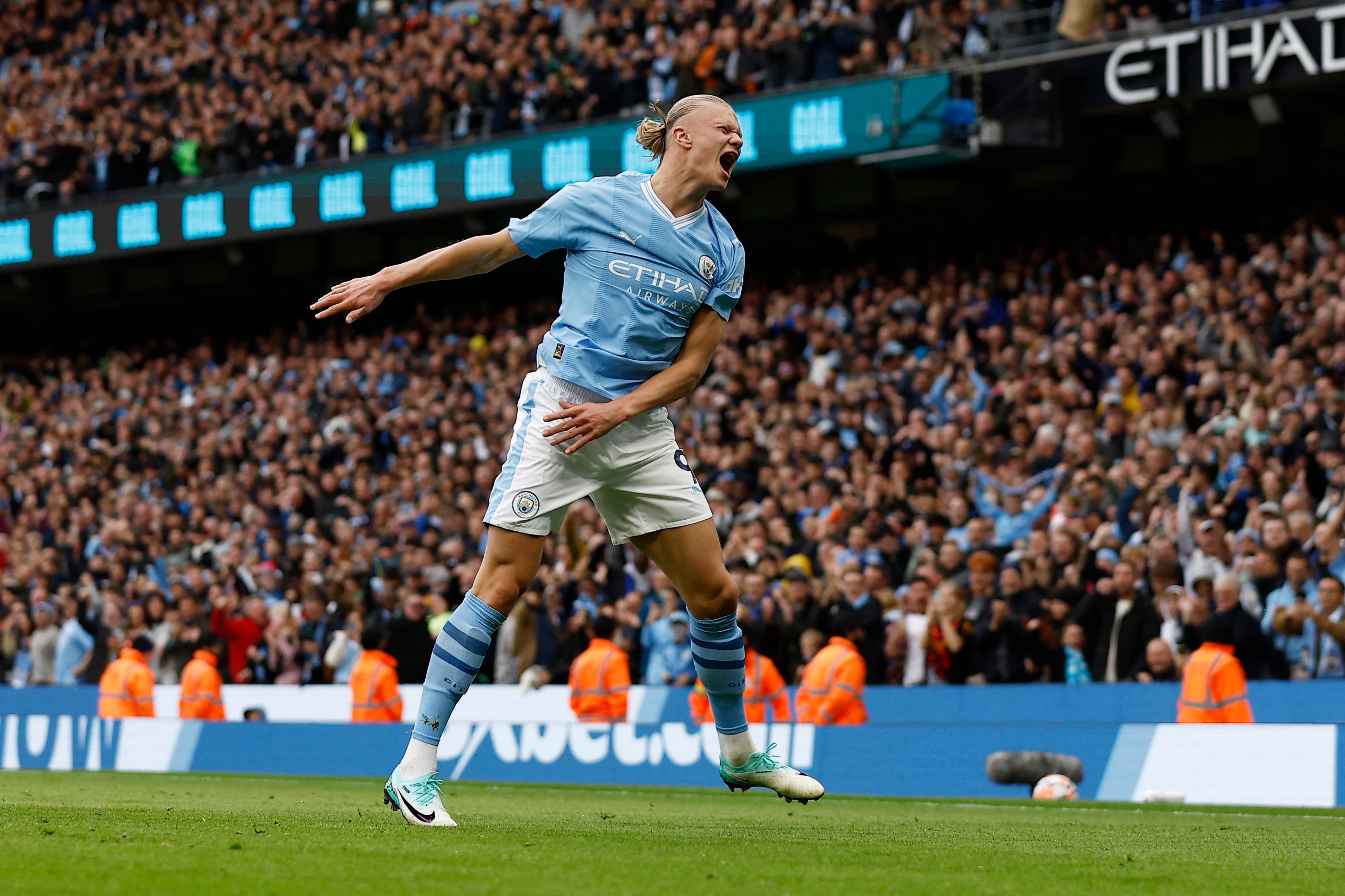 Man City return to winning ways with win over Brighton | Reuters