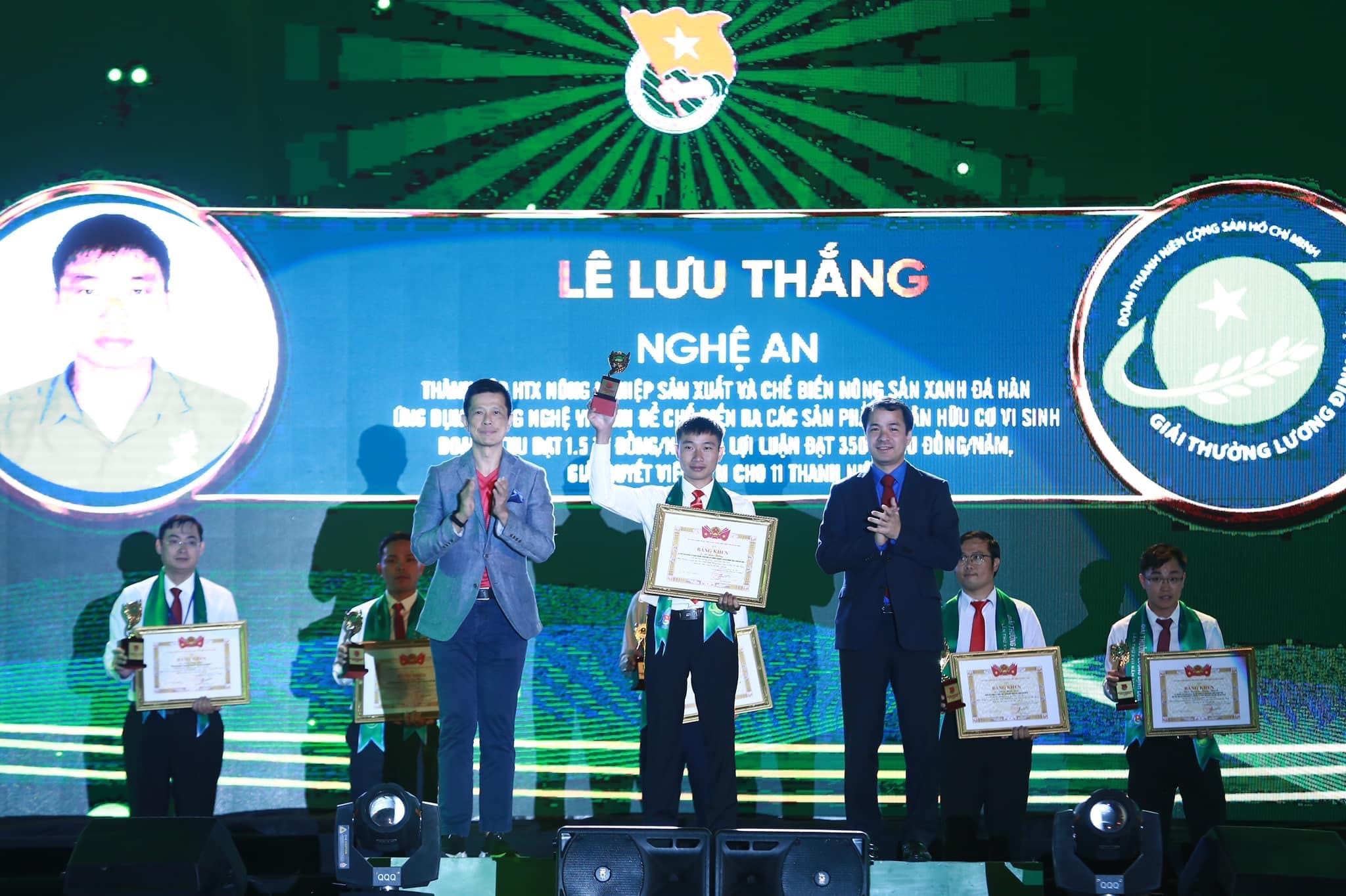 le lưu tháng