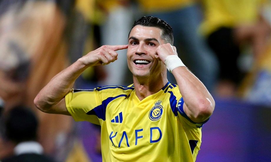 Ronaldo ghi bàn sau ba trận im tiếng - Báo VnExpress Thể thao