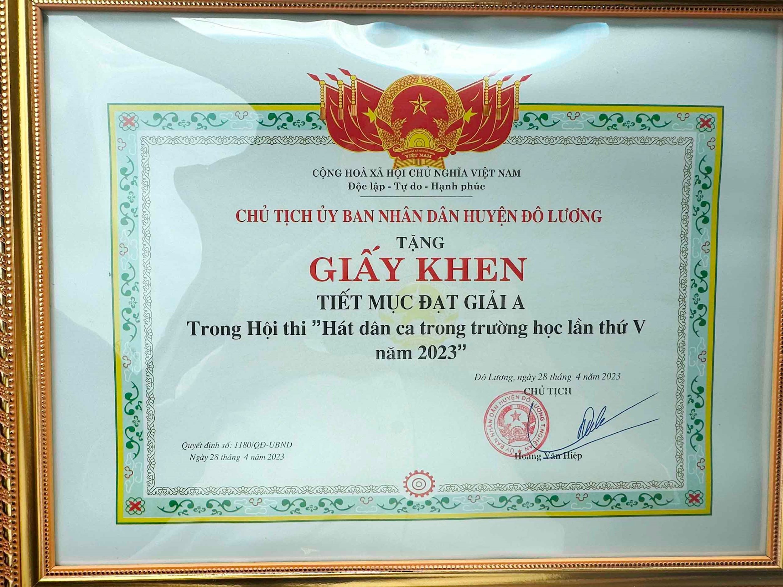 giấy khen thầy bằng 2