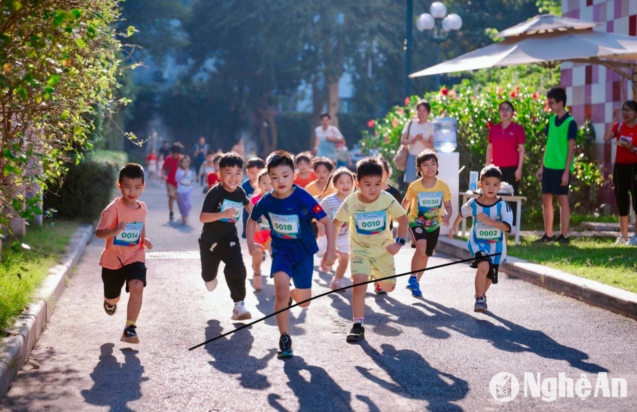  học sinh TH School tham gia hoạt động chạy tại Lễ hội Hạnh phúc - TH School Happiness Day 2024. Ảnh- TH 