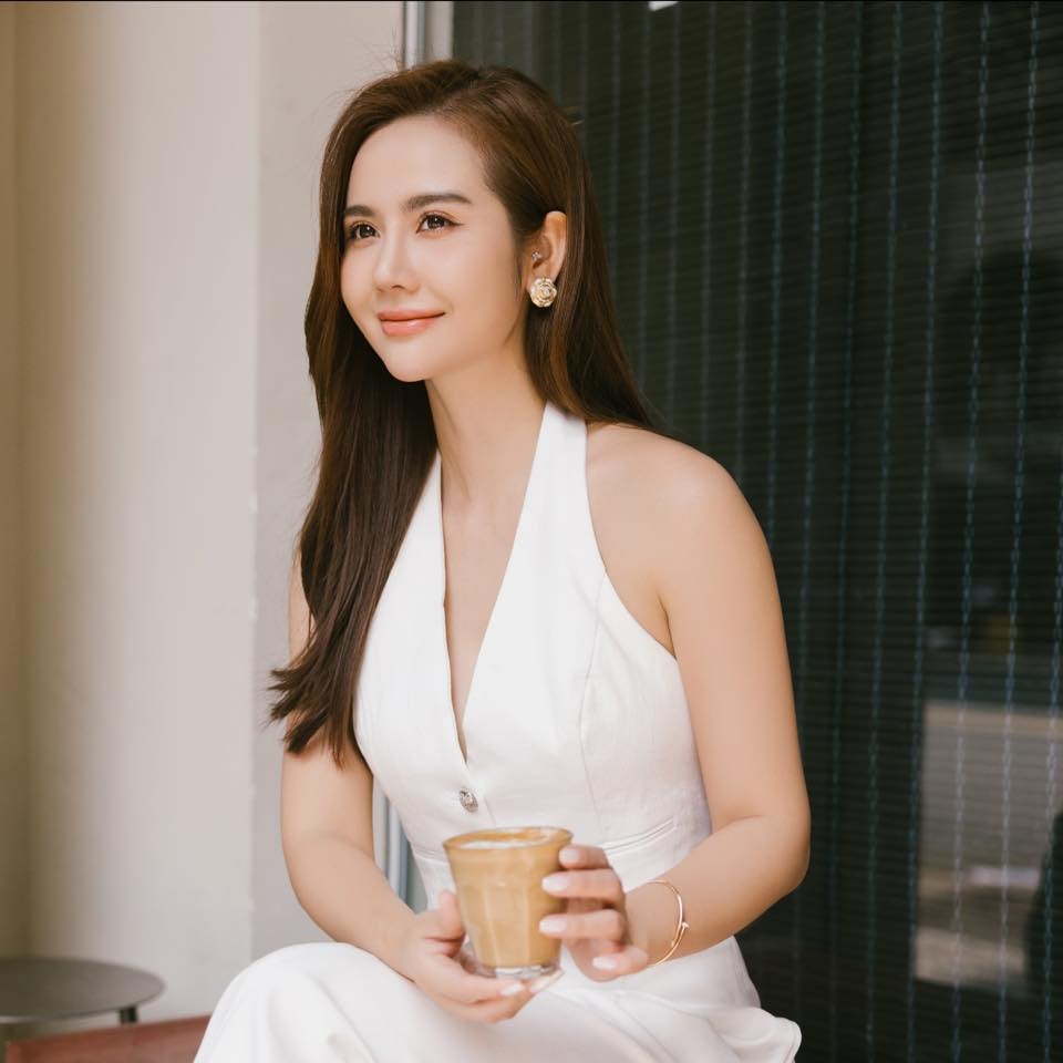 Huyền Liz 3.jpg