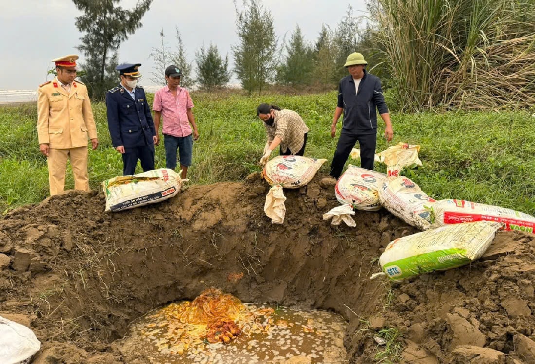 tieu huy thuc pham ban