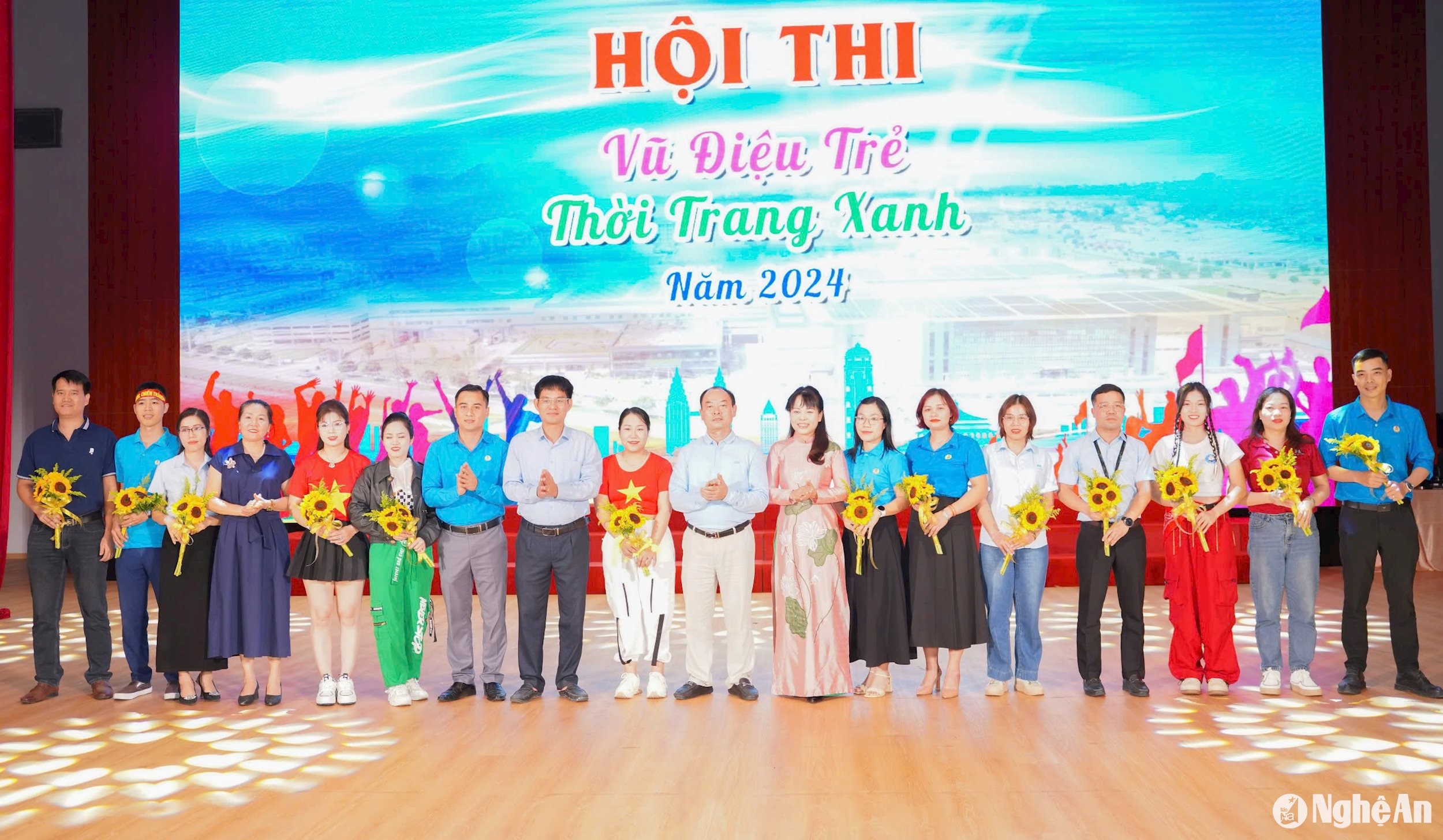 hội thi vũ điệu trẻ thời trang xanh cđ kkt đông nam ảnh Diệp Thanhd5158fcbb4130e4d5702