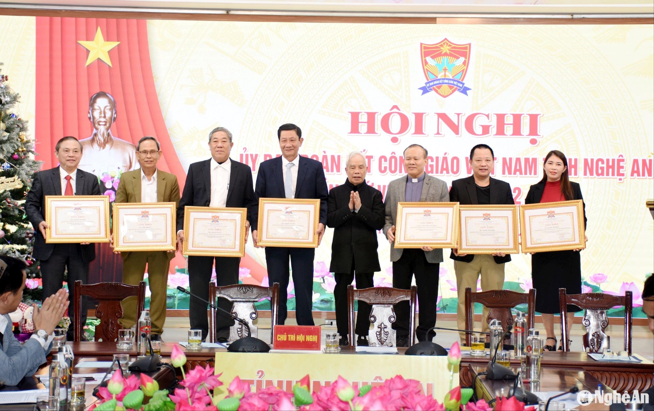 Nghệ An khen thưởng 12 tập thể, cá nhân tiêu biểu phong trào thi đua yêu nước trong đồng bào Công giáo
