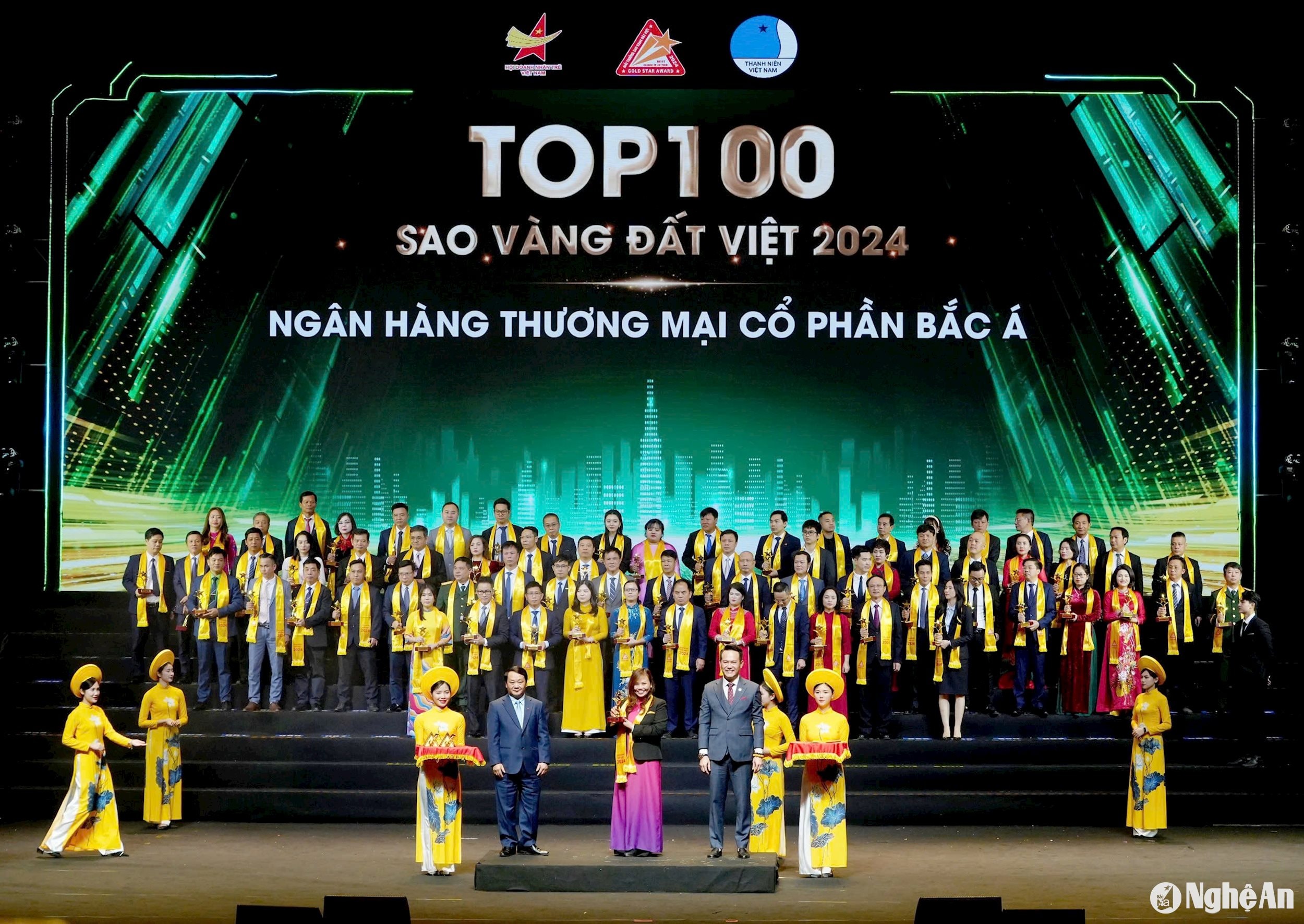  Chúc mừng BAC A BANK - Top 100 Doanh nghiệp “Sao Vàng đất Việt 2024”