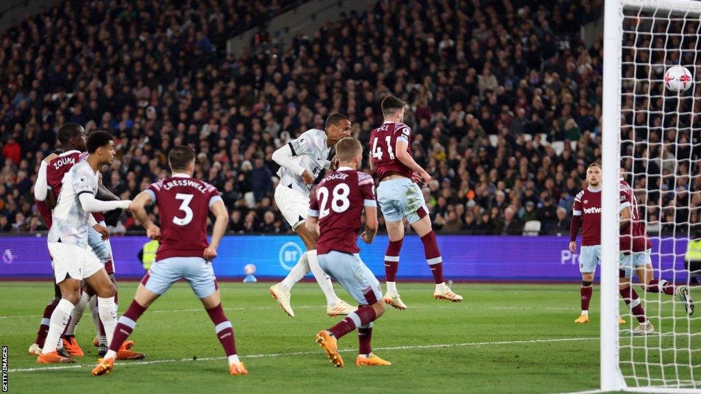 West Ham United 1-2 Liverpool: Joel Matip scores winner as Reds come back from a goal down - BBC Sport