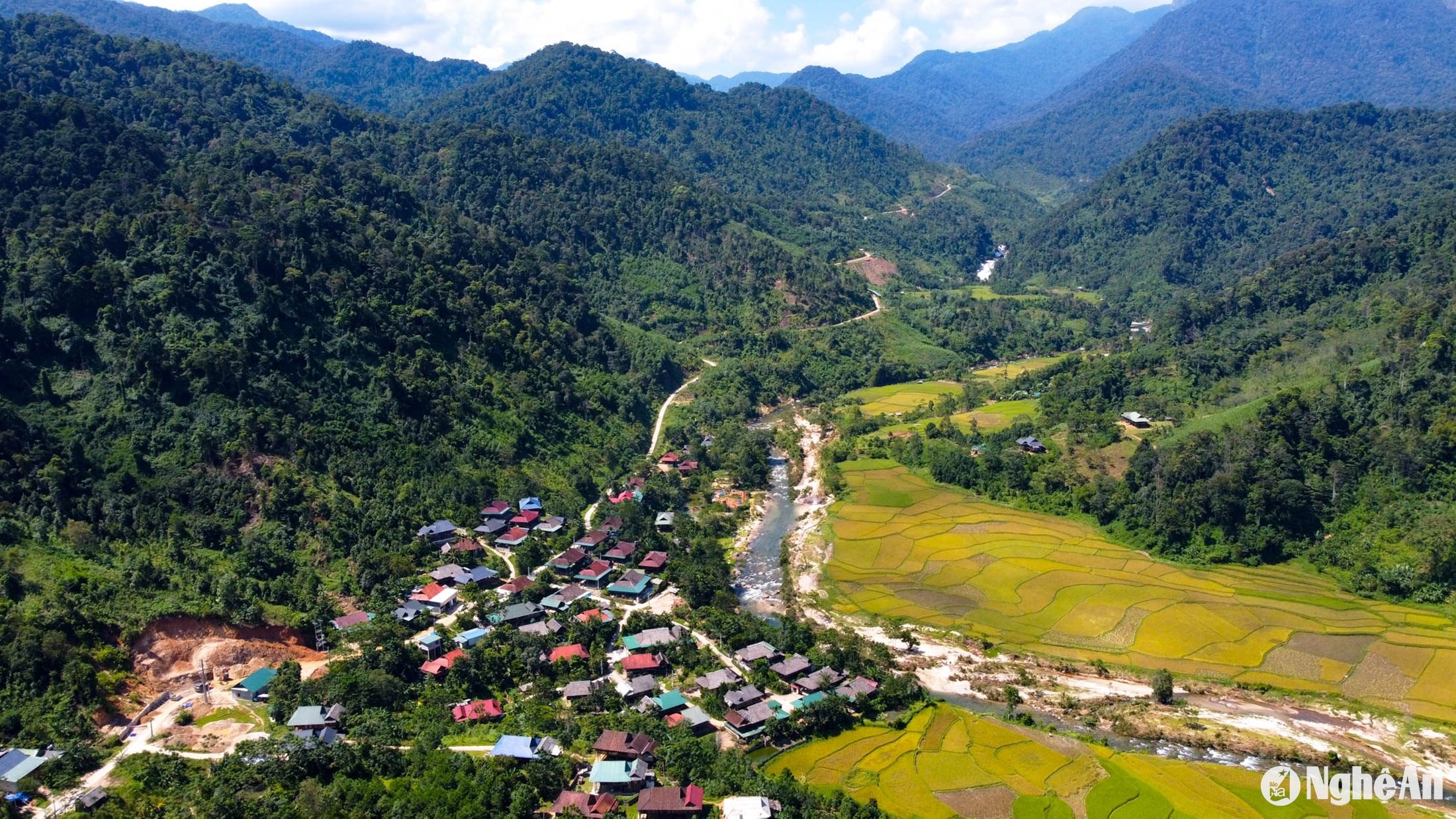 Một góc Khu Bảo tồn thiên nhiên Pù Hoạt. Ảnh: Thành Cường