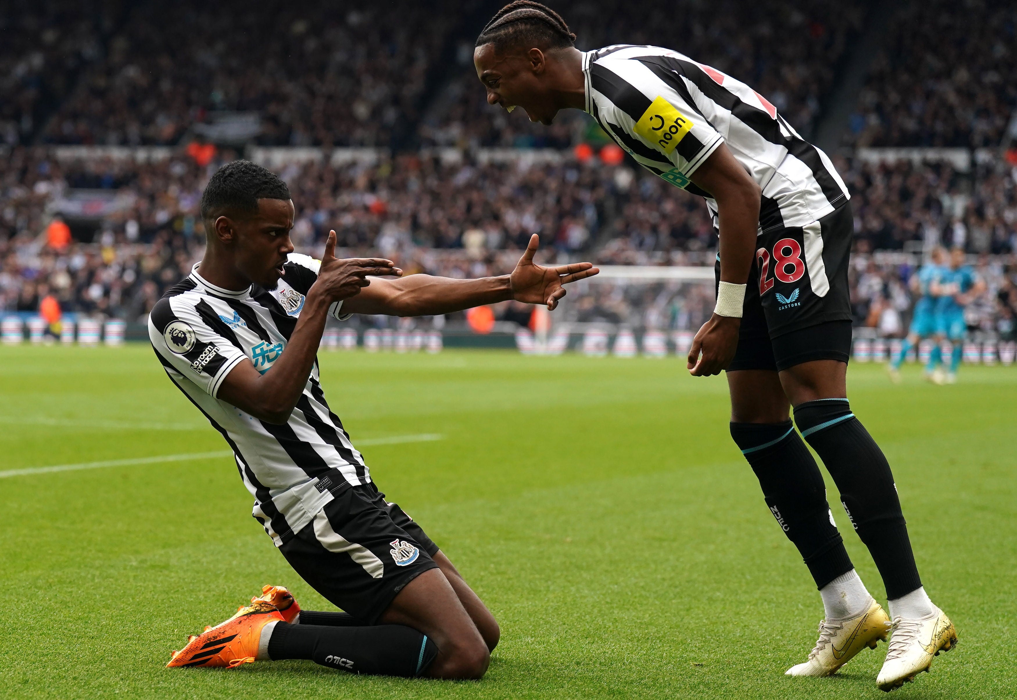 Newcastle vs Tottenham LIVE: Premier League score and updates after Isak, Murphy and Joelinton goals | The Independent