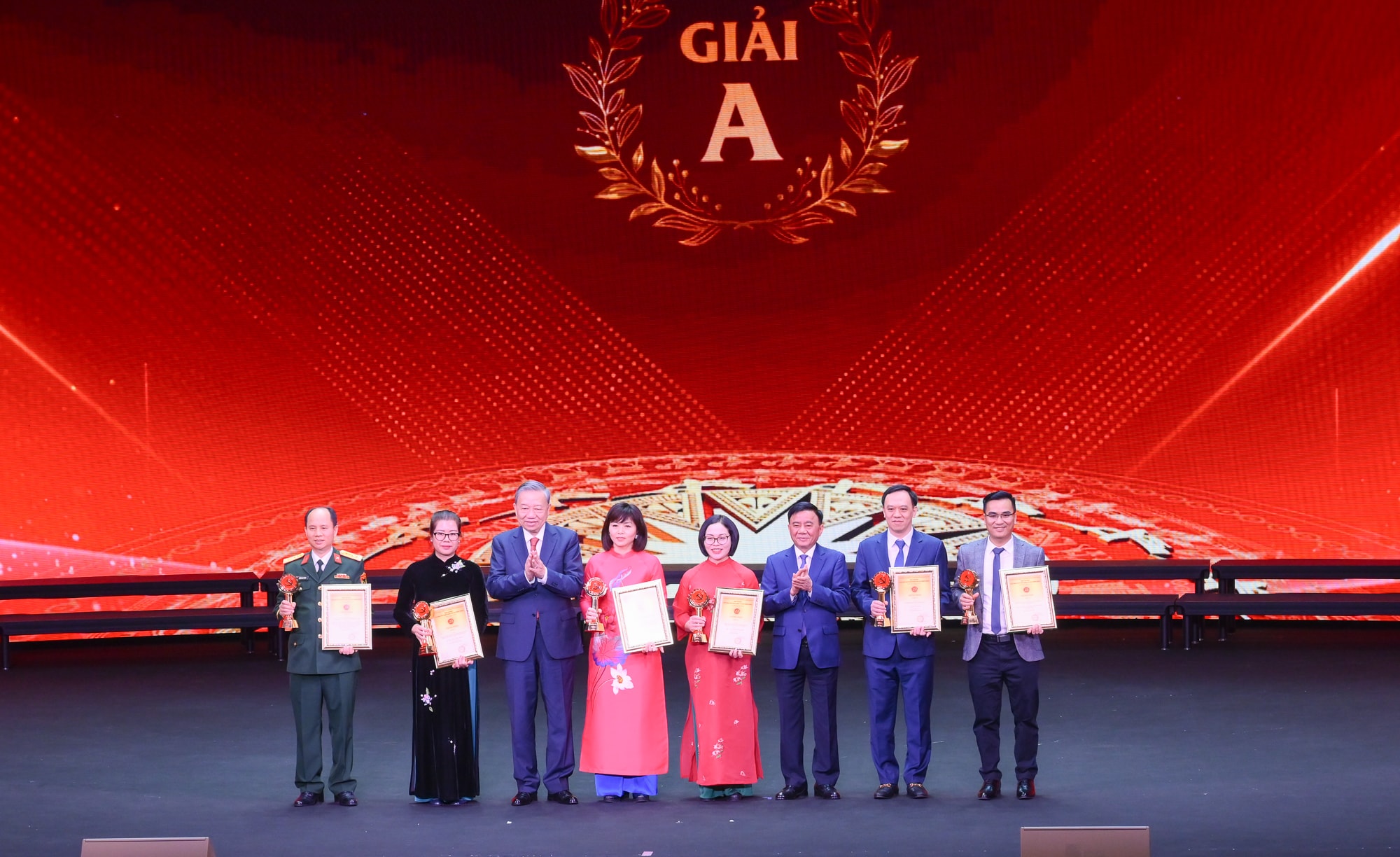 Báo chí cách mạng Việt Nam đã thực sự hòa mình vào dòng chảy của thực tiễn cuộc sống