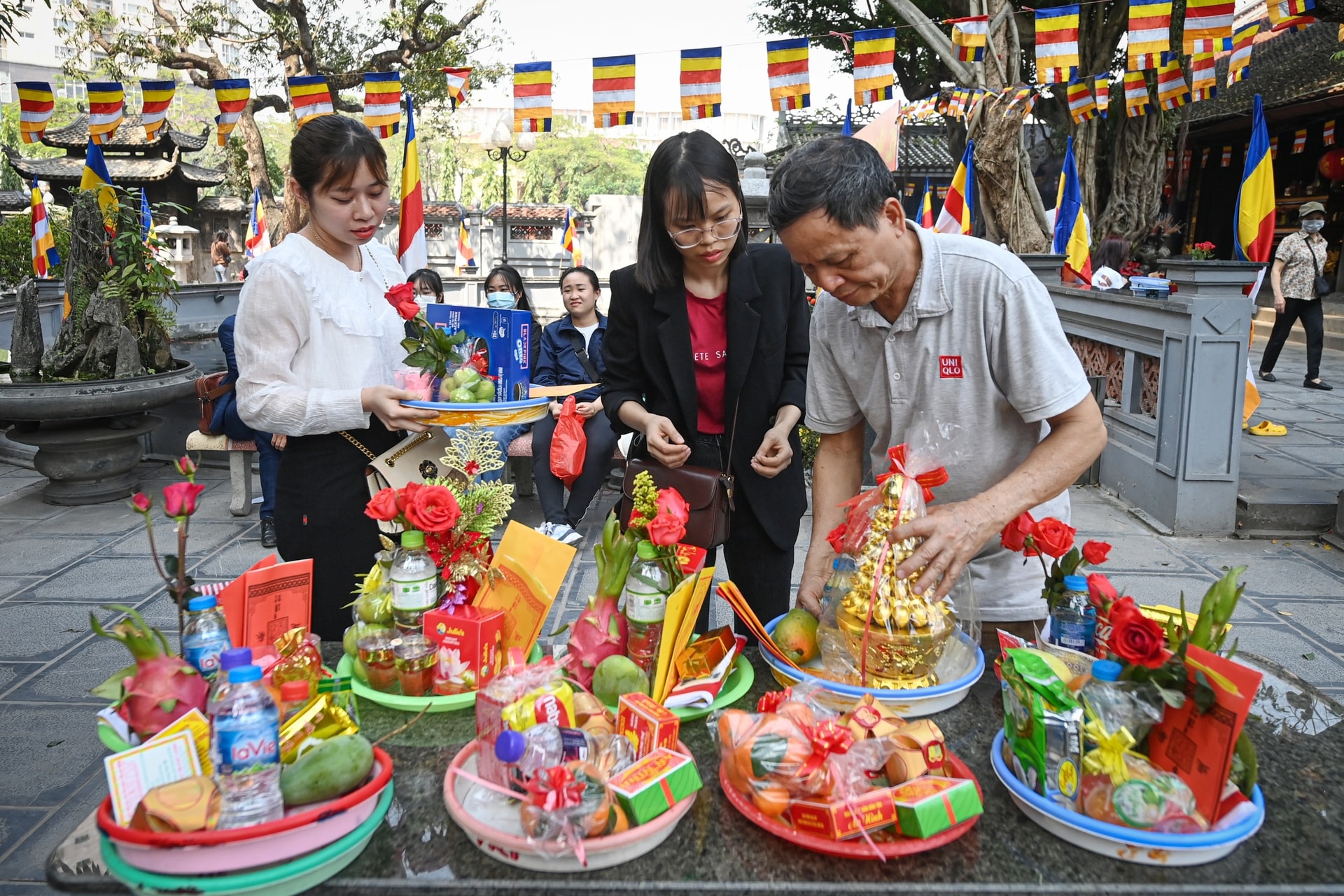 Nở rộ dịch vụ cầu duyên 