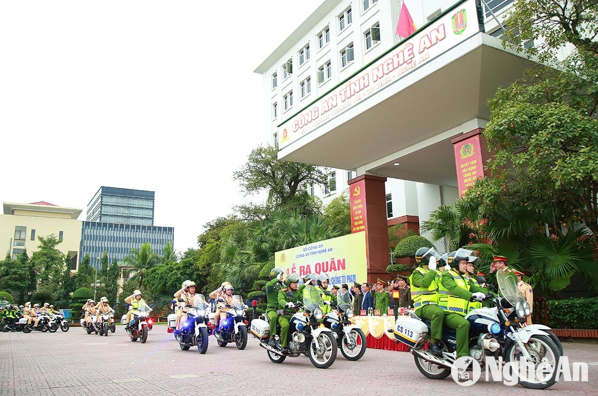 Lễ ra quân Tổ công tác 373 Công an tỉnh Nghệ An