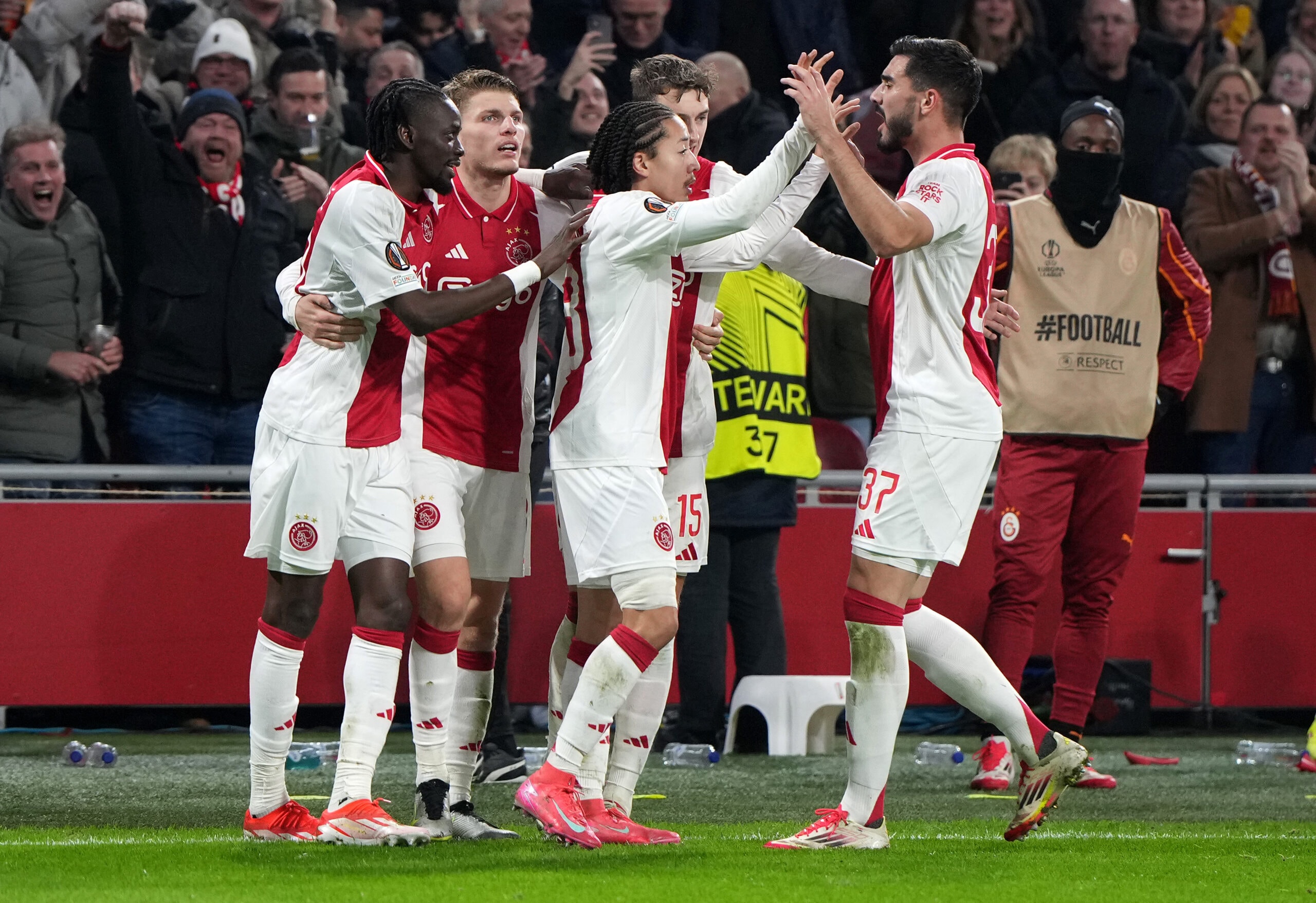 Preview: Ajax vs Eintracht Frankfurt – Prediction, Team News, Line-ups | Football Blog