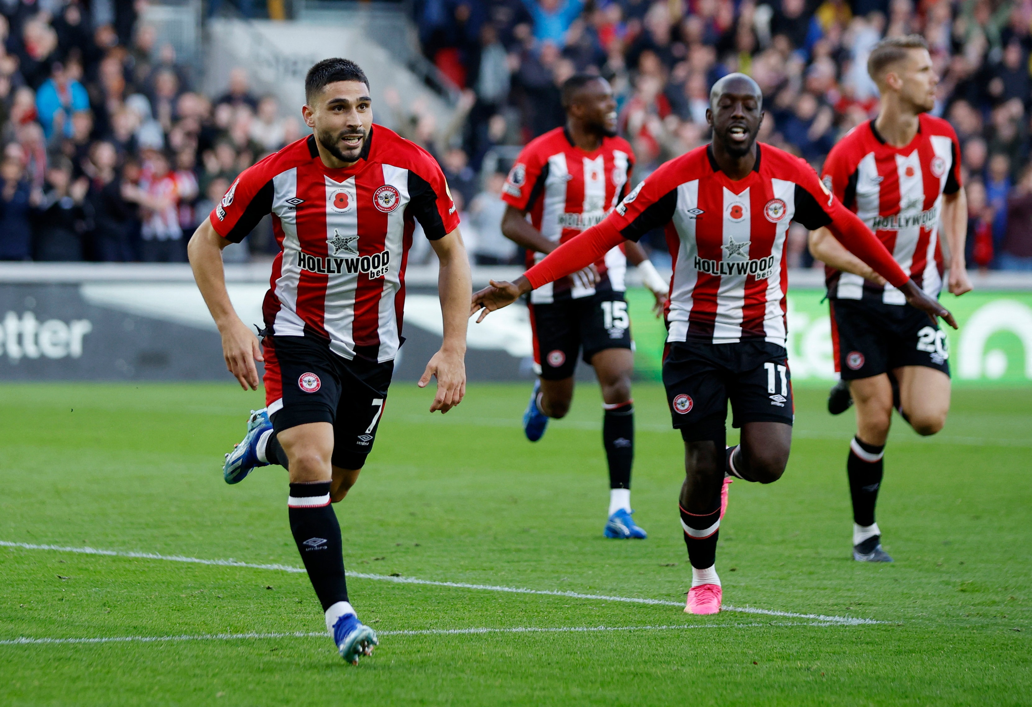 Collins earns Brentford thrilling 3-2 comeback win over West Ham | Reuters