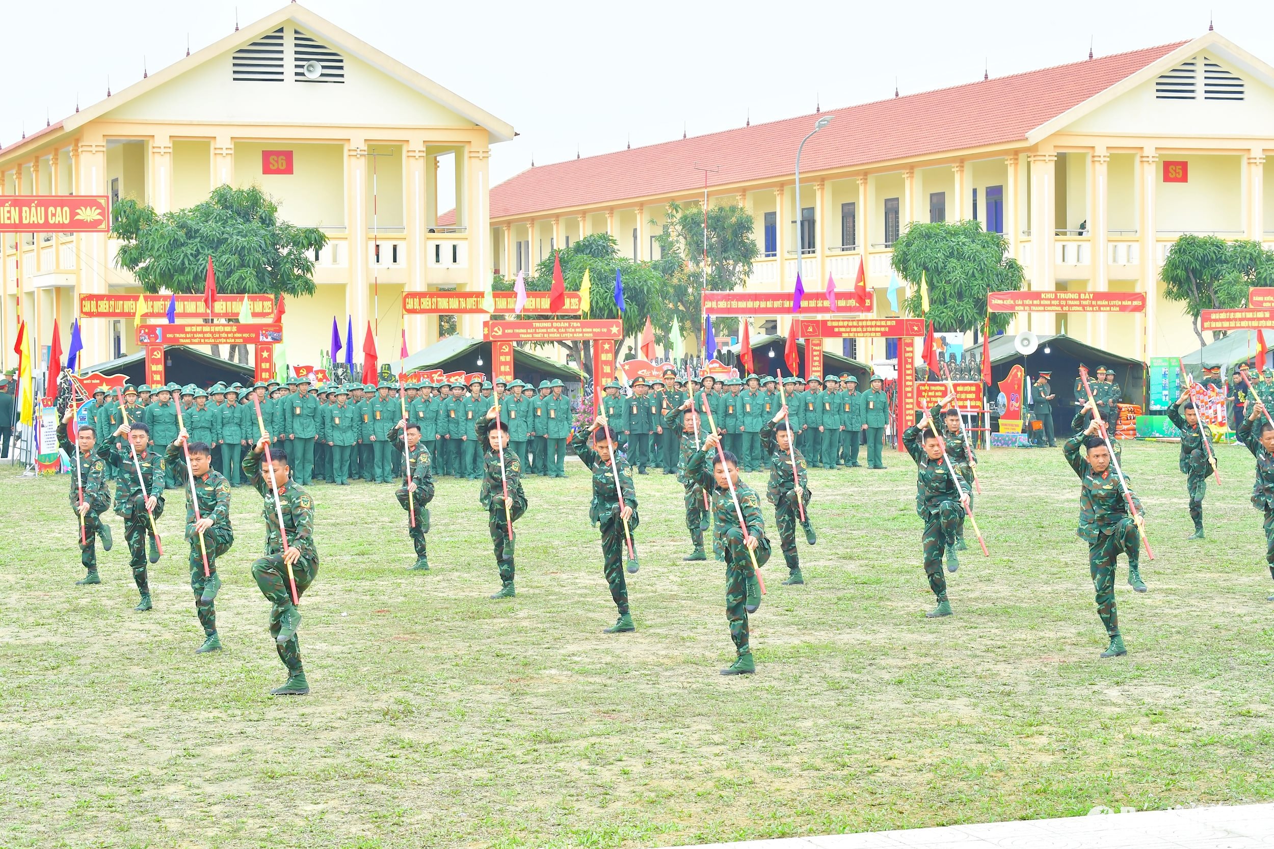 anh 1