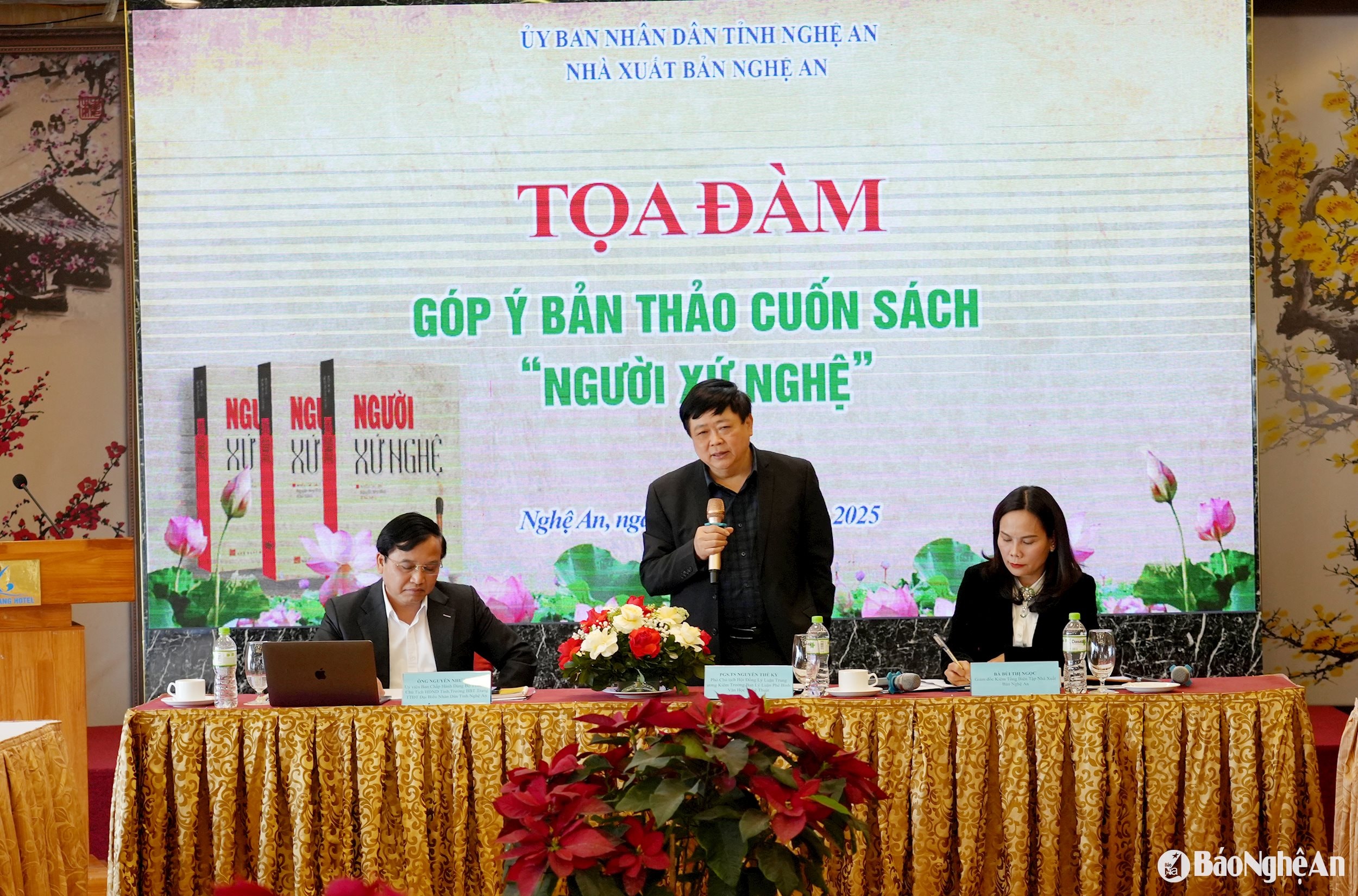 3 Toa dam sach Nguoi xu Nghe