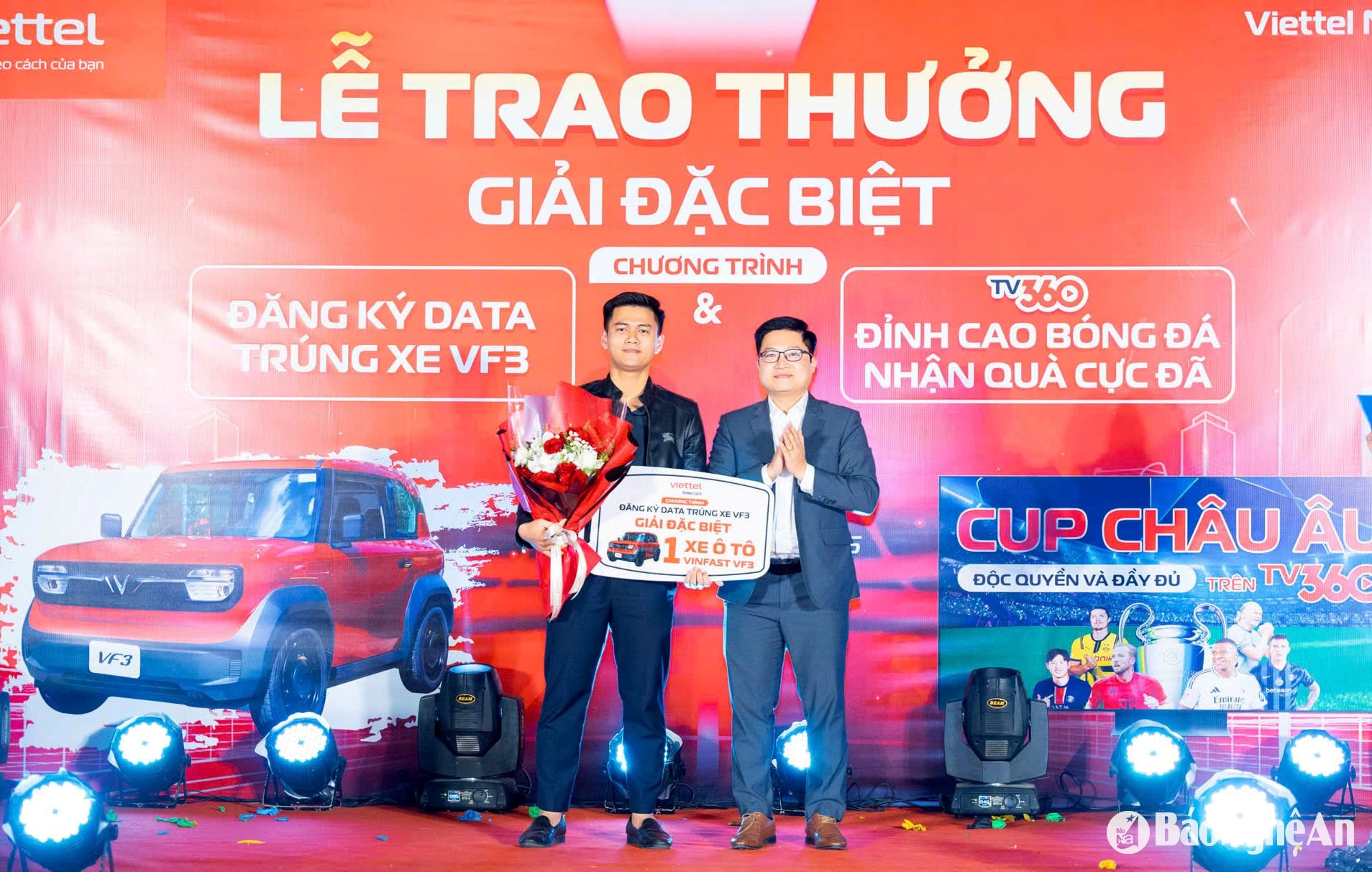  trao thưởng 2