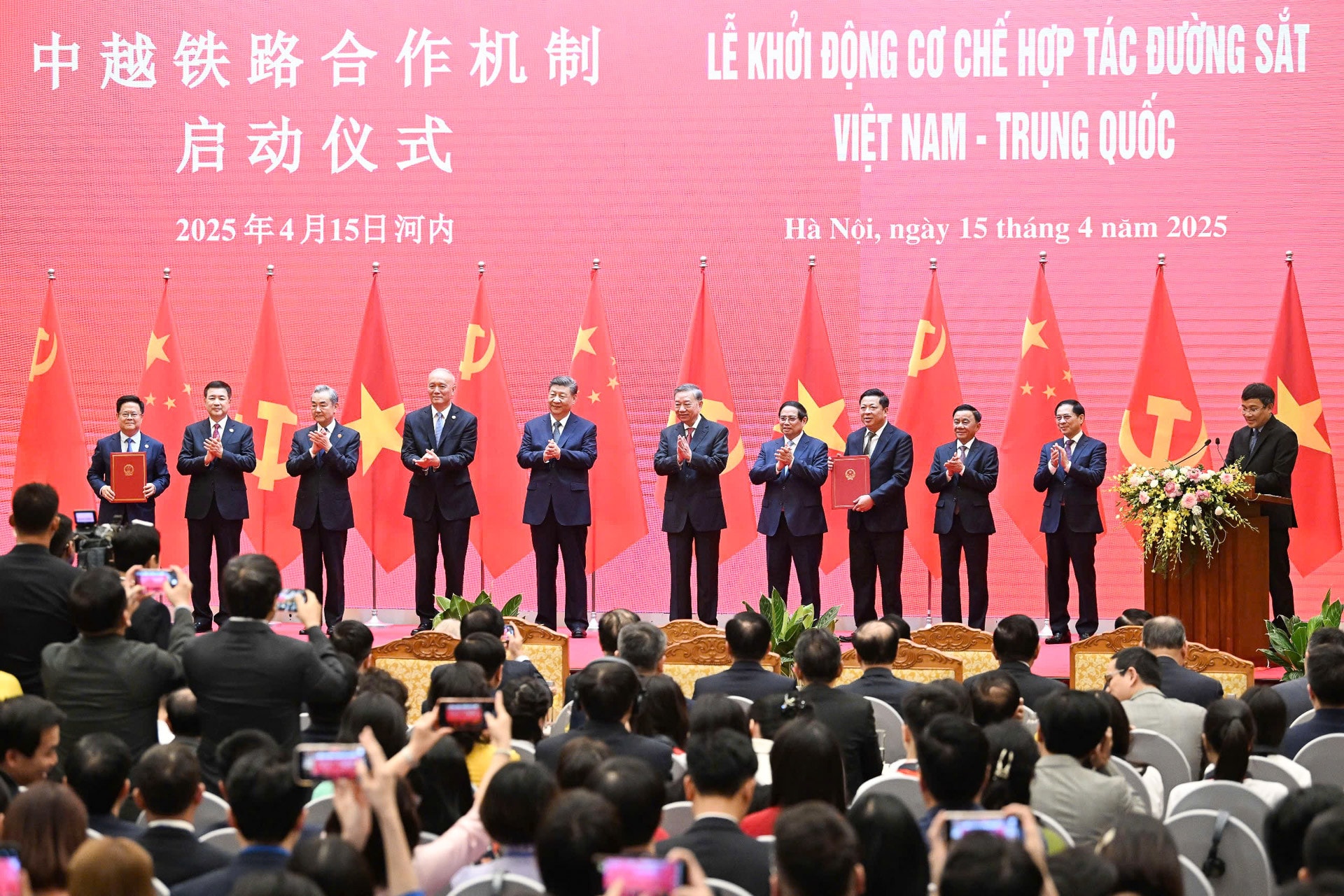 le-khoi-cong-6-78617.jpg